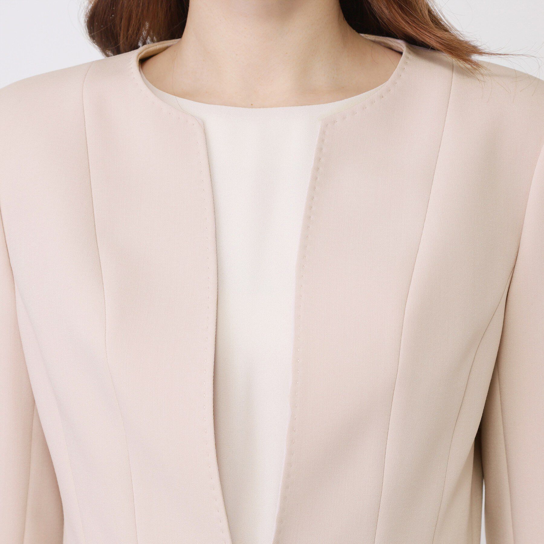 COUP DE CHANCE「【手洗い可／日本製／スーツ可】ペプラムデザインのカラーレスジャケット」|ノーカラージャケット|