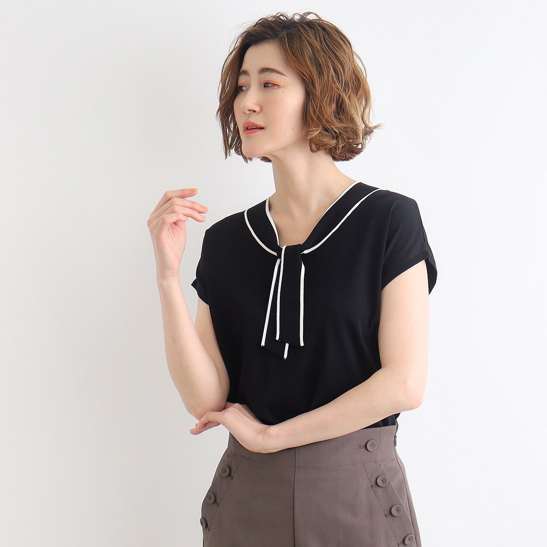 grove「【接触冷感／UV／抗ピル】取り外しパール調ピン付きボウタイニット」|ニット・セーター|