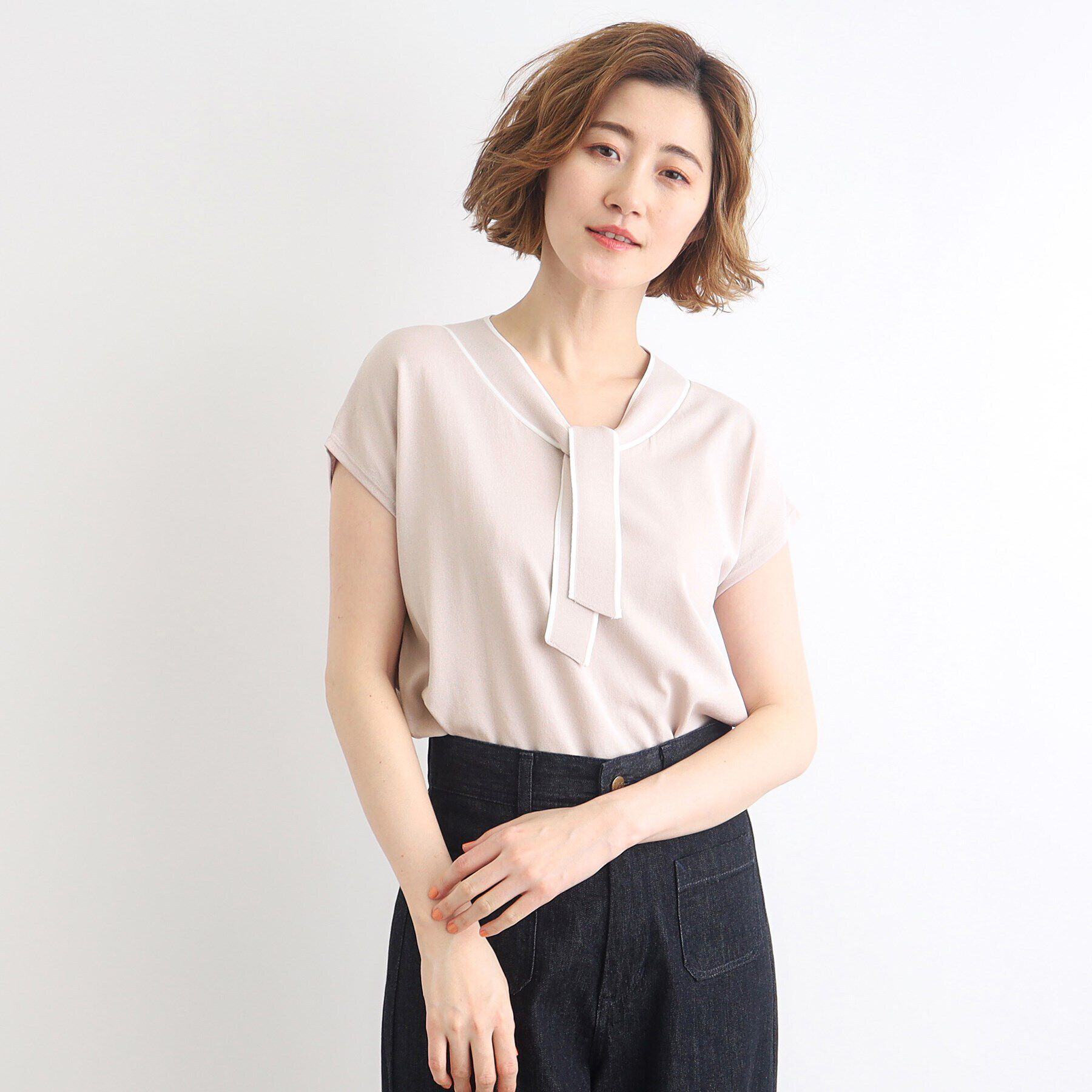 grove「【接触冷感／UV／抗ピル】取り外しパール調ピン付きボウタイニット」|ニット・セーター|