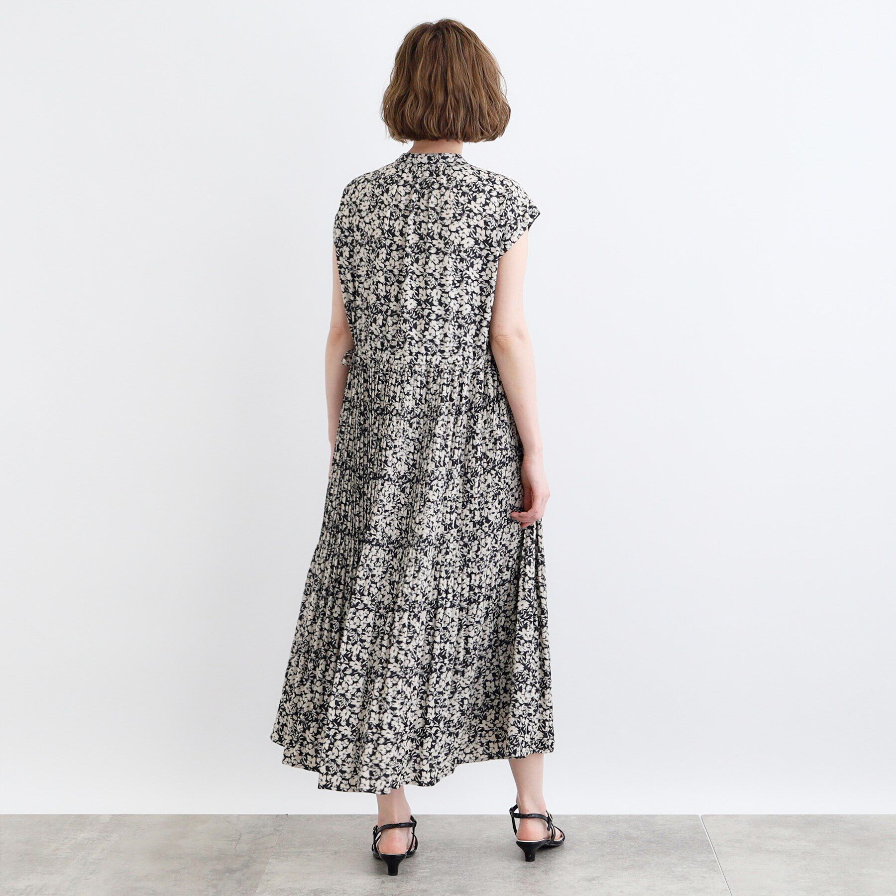 grove「シャーリングプリーツワンピース」|ワンピース|