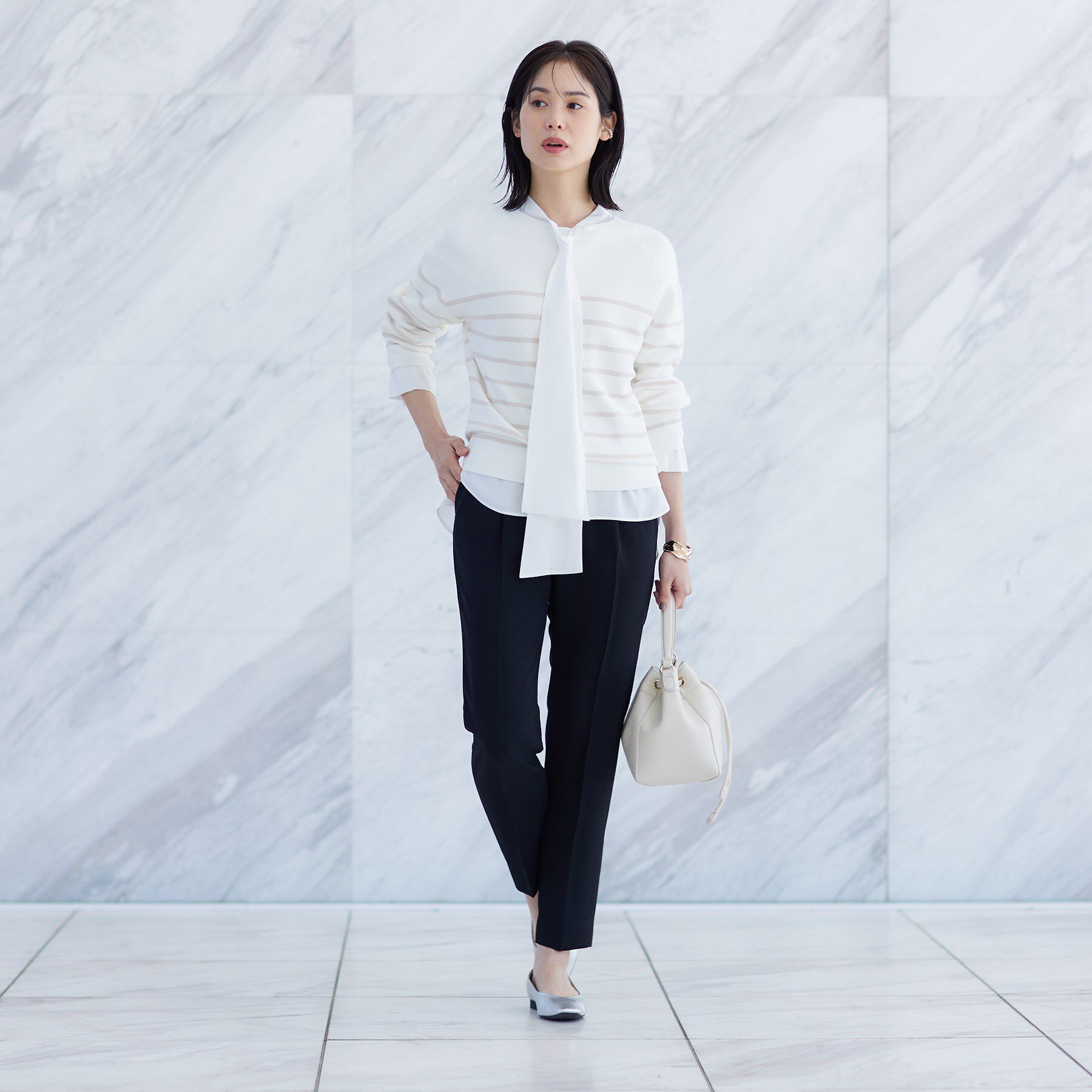 INDIVI「【洗える／無縫製／6色展開】袖フォルム ボートネックニット」|ニット・セーター|