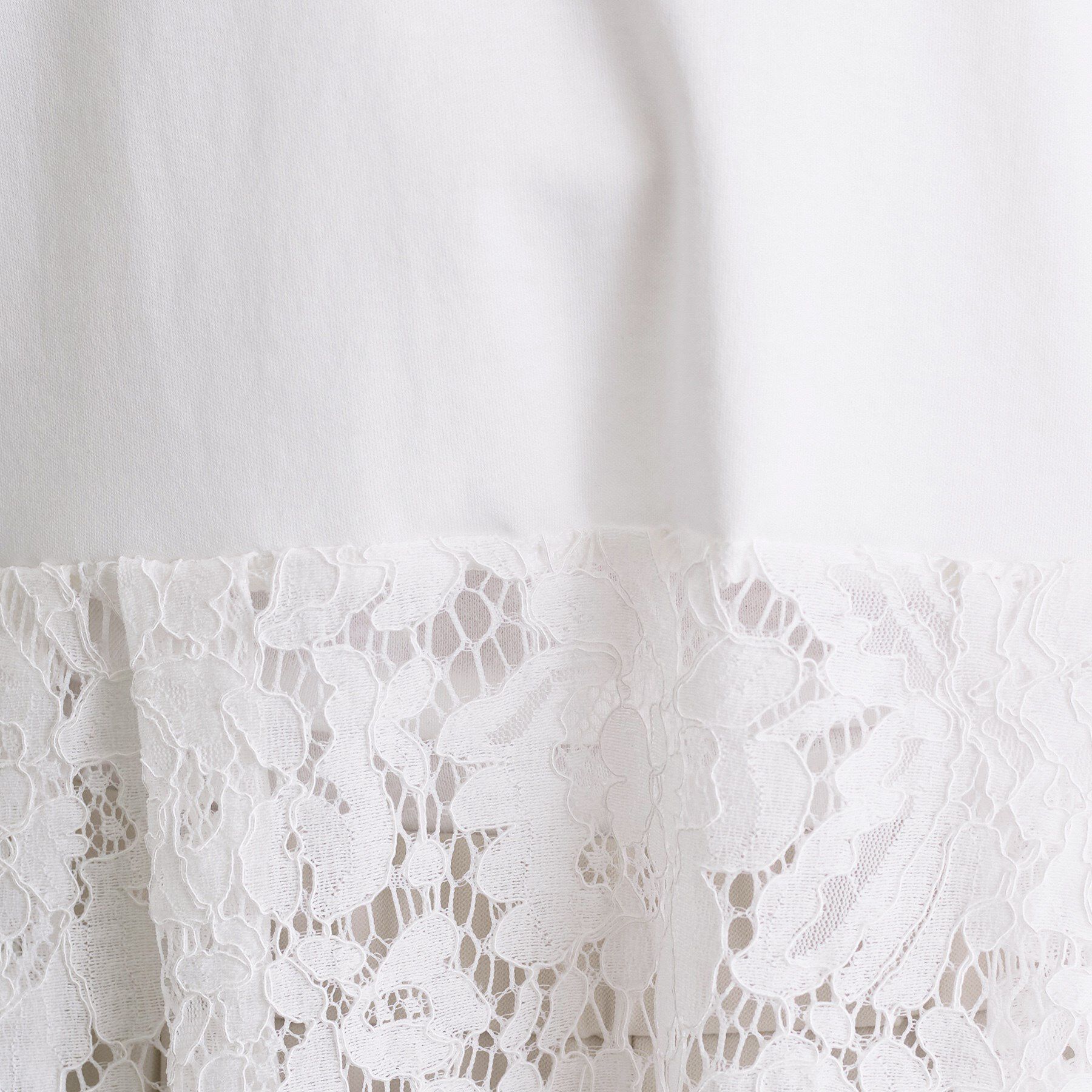 INDIVI「【レイヤードにおすすめ】レース切り替えカットソー」|Tシャツ・カットソー|