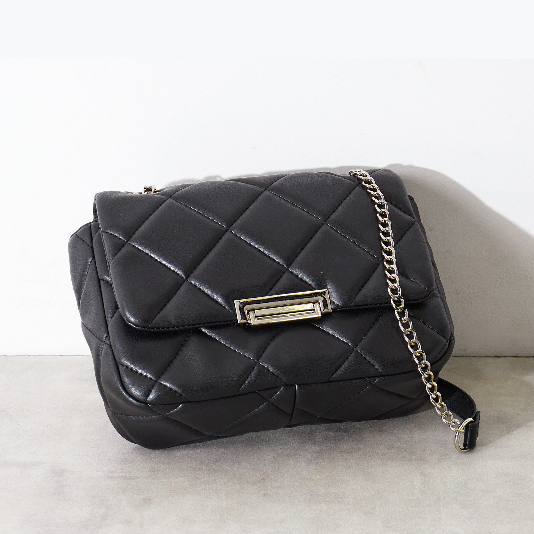 INDIVI「キルトフラップバッグ」|ショルダー・メッセンジャー|