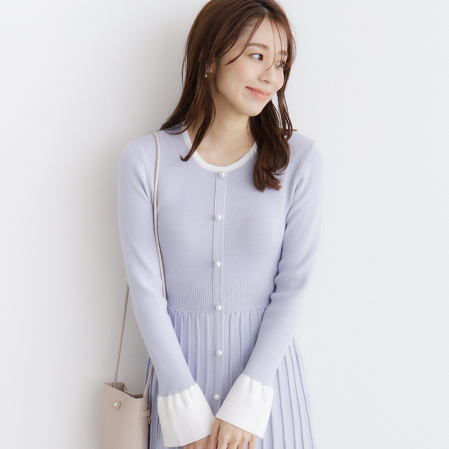 index「《美人百花掲載》パール調デザインバイカラーニットワンピース【洗濯機洗い可】」|ワンピース|