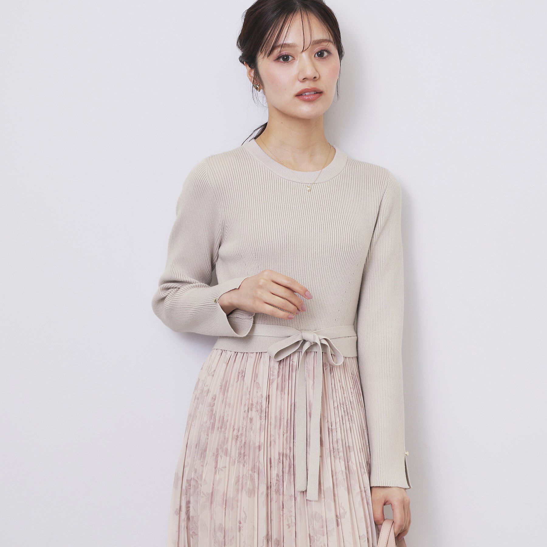 index「フラワープリーツドッキングニットワンピース【洗濯機OK】」|ワンピース|