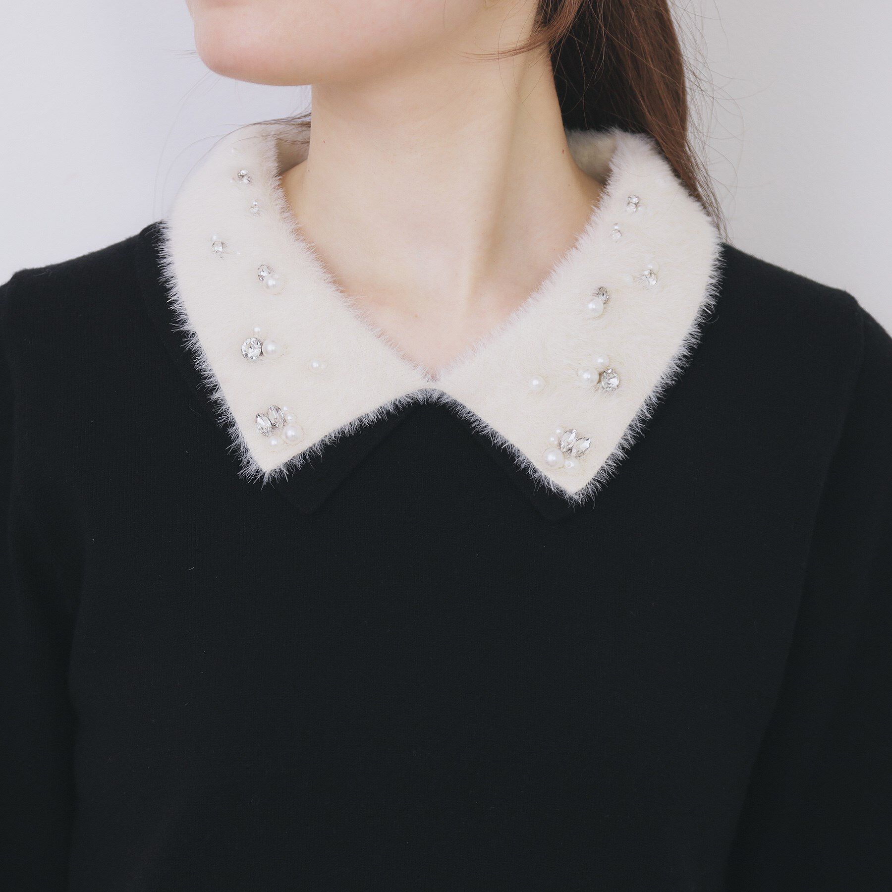 index「ダブルビジューフェザー衿付きニット【洗濯機OK】」|ニット・セーター|