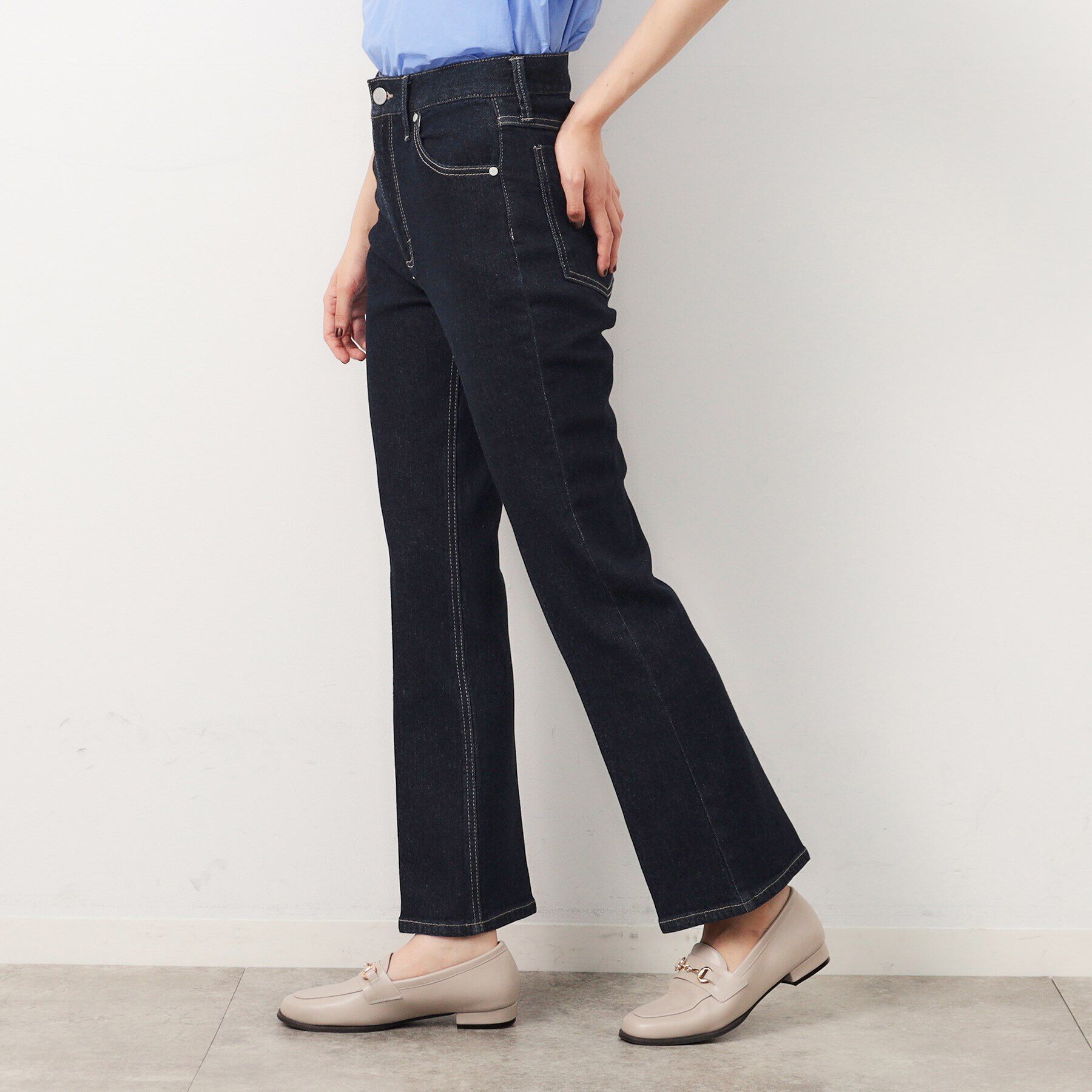 OPAQUE.CLIP「ストレッチセミフレアデニム／オーガニックコットン混【洗濯機洗い可】」|デニム|