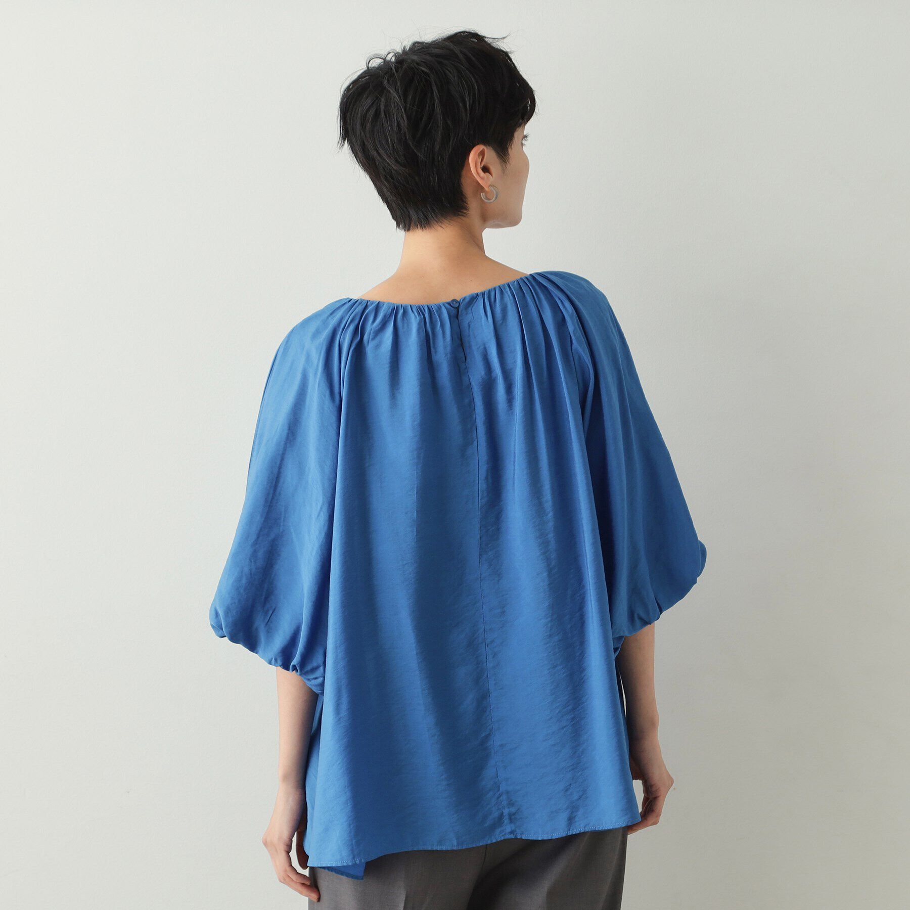 OPAQUE.CLIP「バルーンスリーブギャザーブラウス【洗濯機洗い可】」|シャツ・ブラウス|