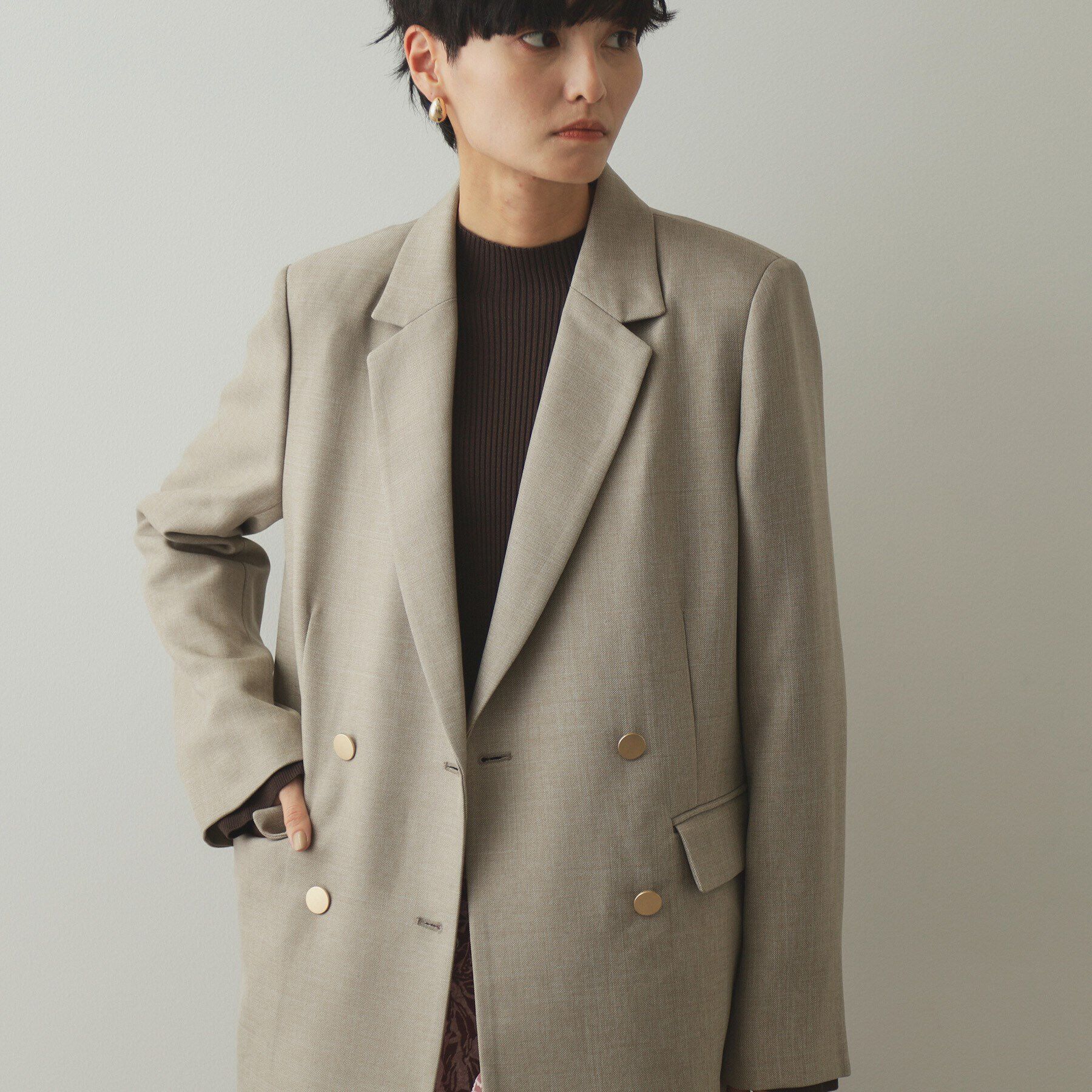 OPAQUE.CLIP「金ボタンダブルテーラードジャケット【洗える/ストレッチ/抗ピル】」|テーラードジャケット|ベージュ(052)