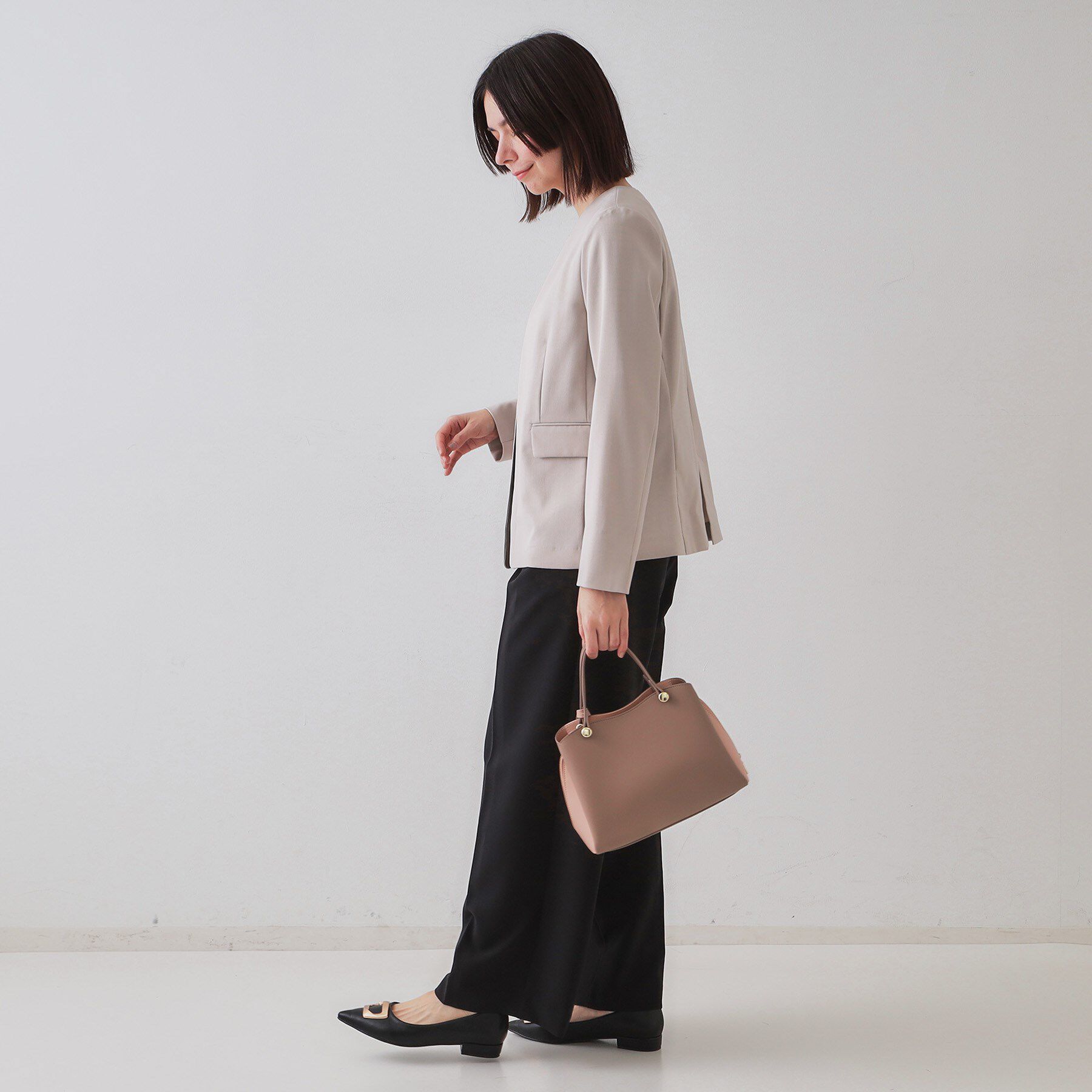 OPAQUE.CLIP「ストレッチリネンライクVネックジャケット/セットアップ対応【洗濯機洗い可/防シワ】」|ノーカラージャケット|