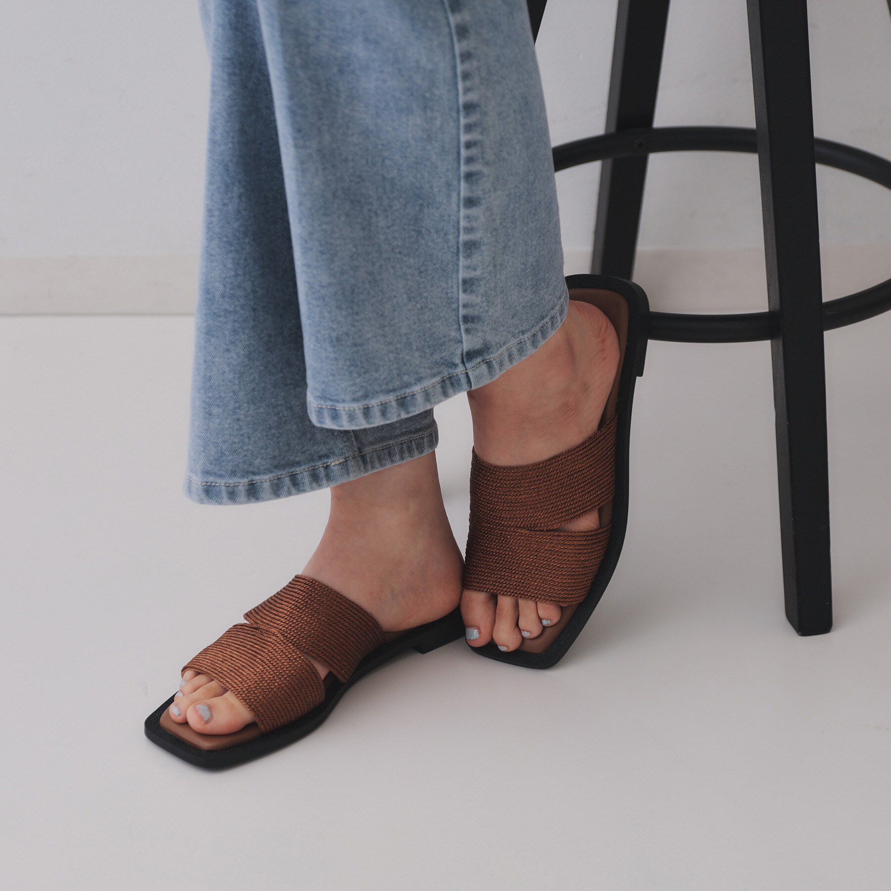 OPAQUE.CLIP「メタルコードミュールサンダル」|サンダル|