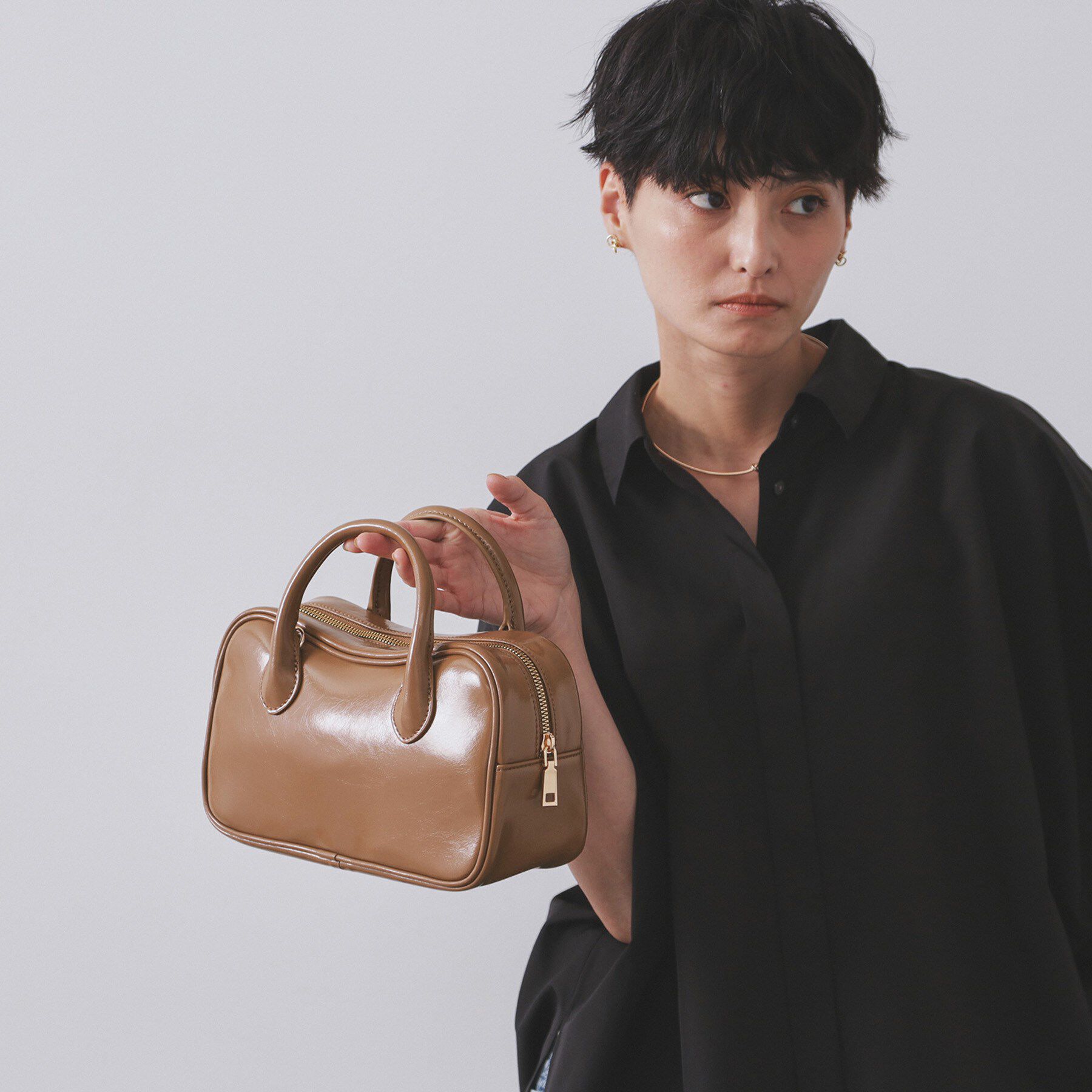 OPAQUE.CLIP「【軽量/2WAY】オイル調合皮ミドルボストンバッグ」|ショルダー・メッセンジャー|