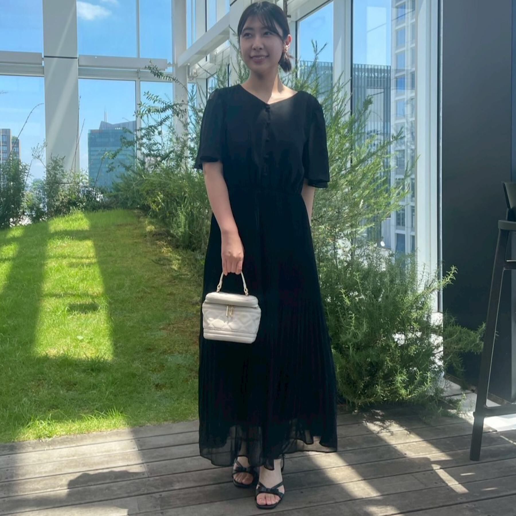 Couture broach「【二の腕カバー・楽ちん・通勤】シフォンプリーツワンピース」|ワンピース|