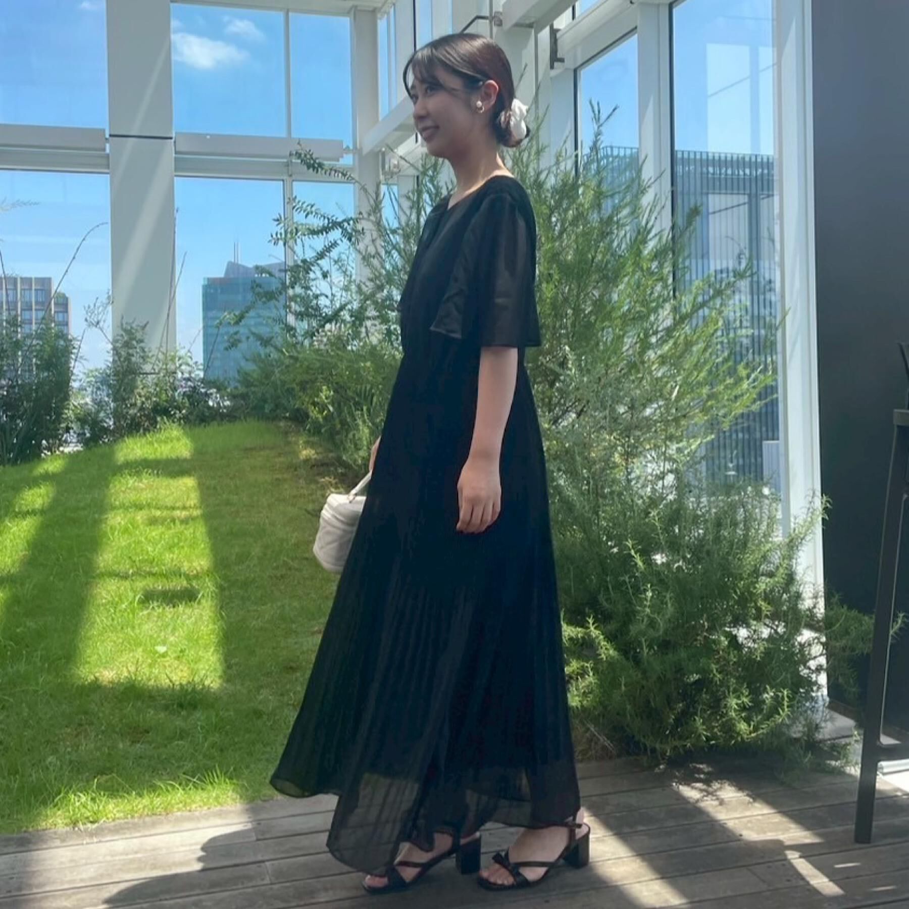 Couture broach「【二の腕カバー・楽ちん・通勤】シフォンプリーツワンピース」|ワンピース|