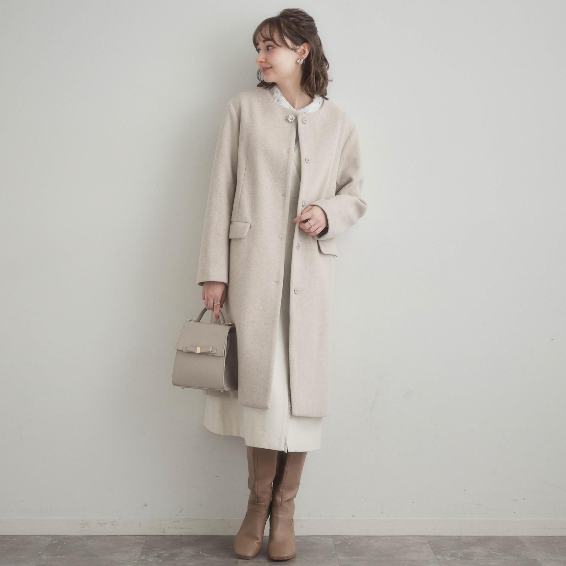 Couture broach「【通勤/ビジューブローチ付き】ノーカラー ロングコート」|ノーカラーコート|