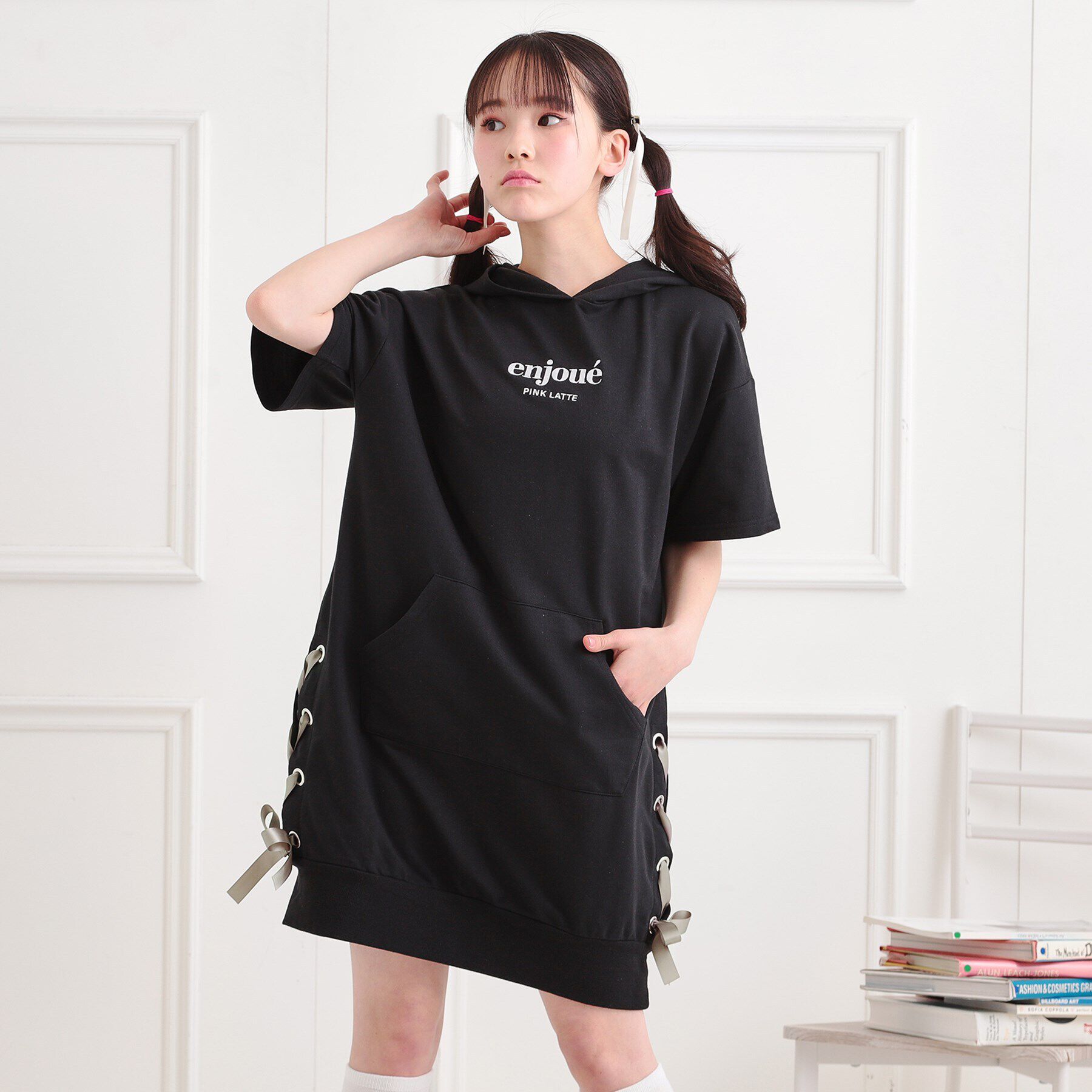 PINK-latte「ミニ裏レースパーカワンピース」|ワンピース|