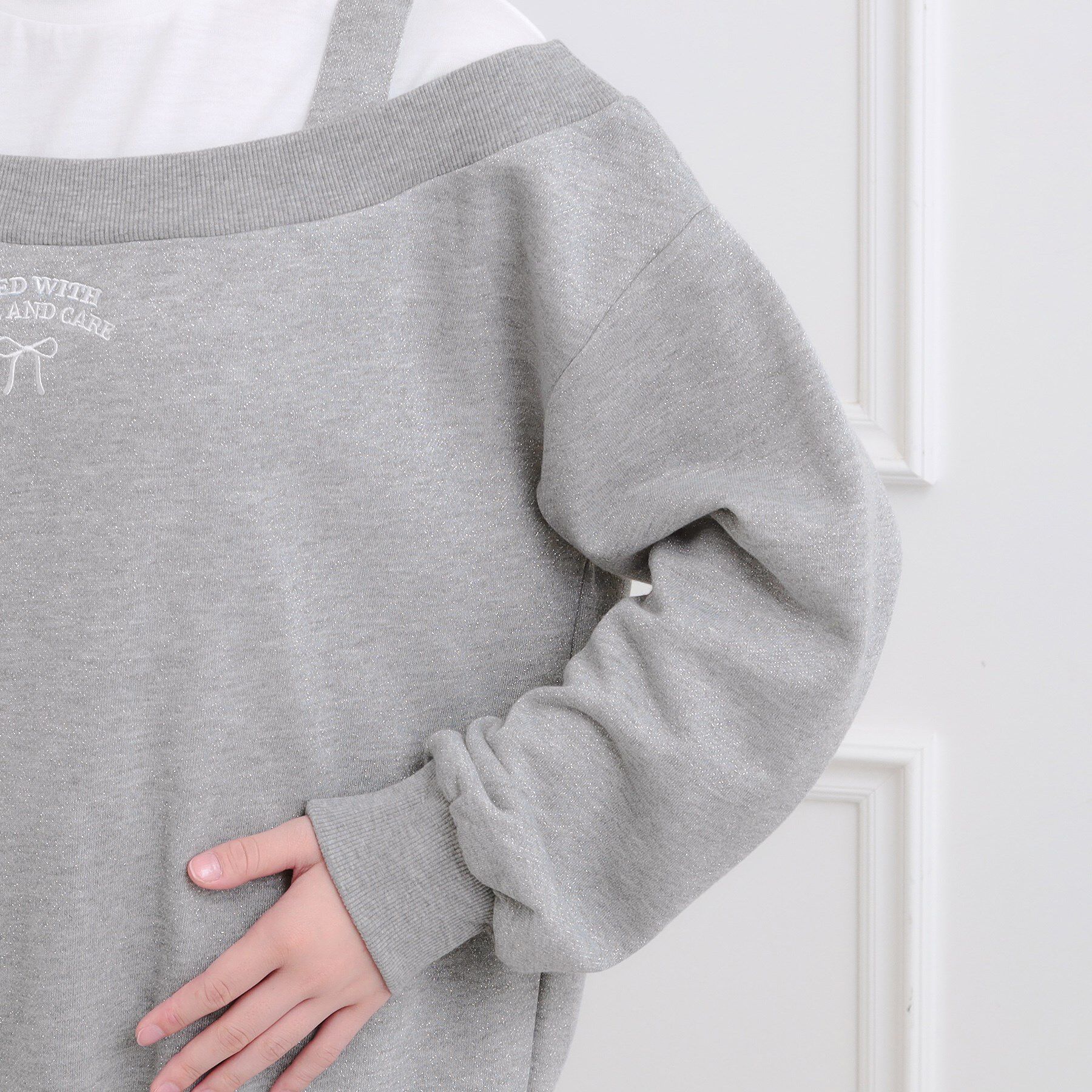 PINK-latte「ラメ裏毛オフショル風プルオーバー」|Tシャツ・カットソー|