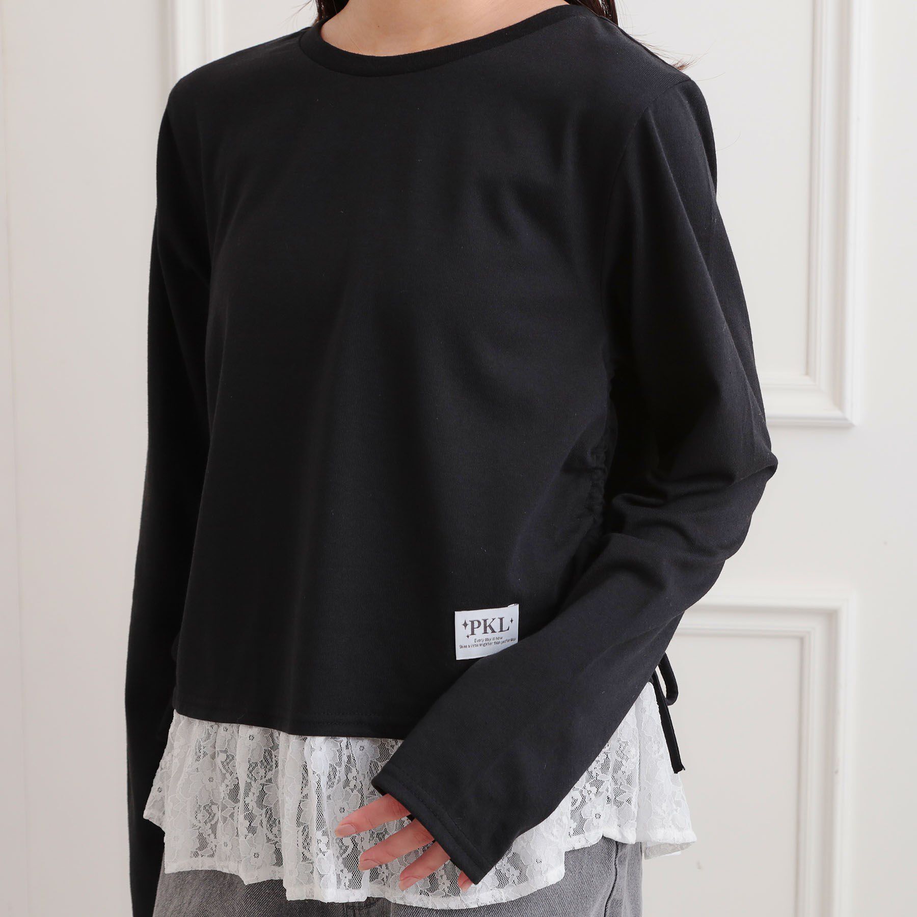 PINK-latte「裾レース脇ドロストトップス」|Tシャツ・カットソー|