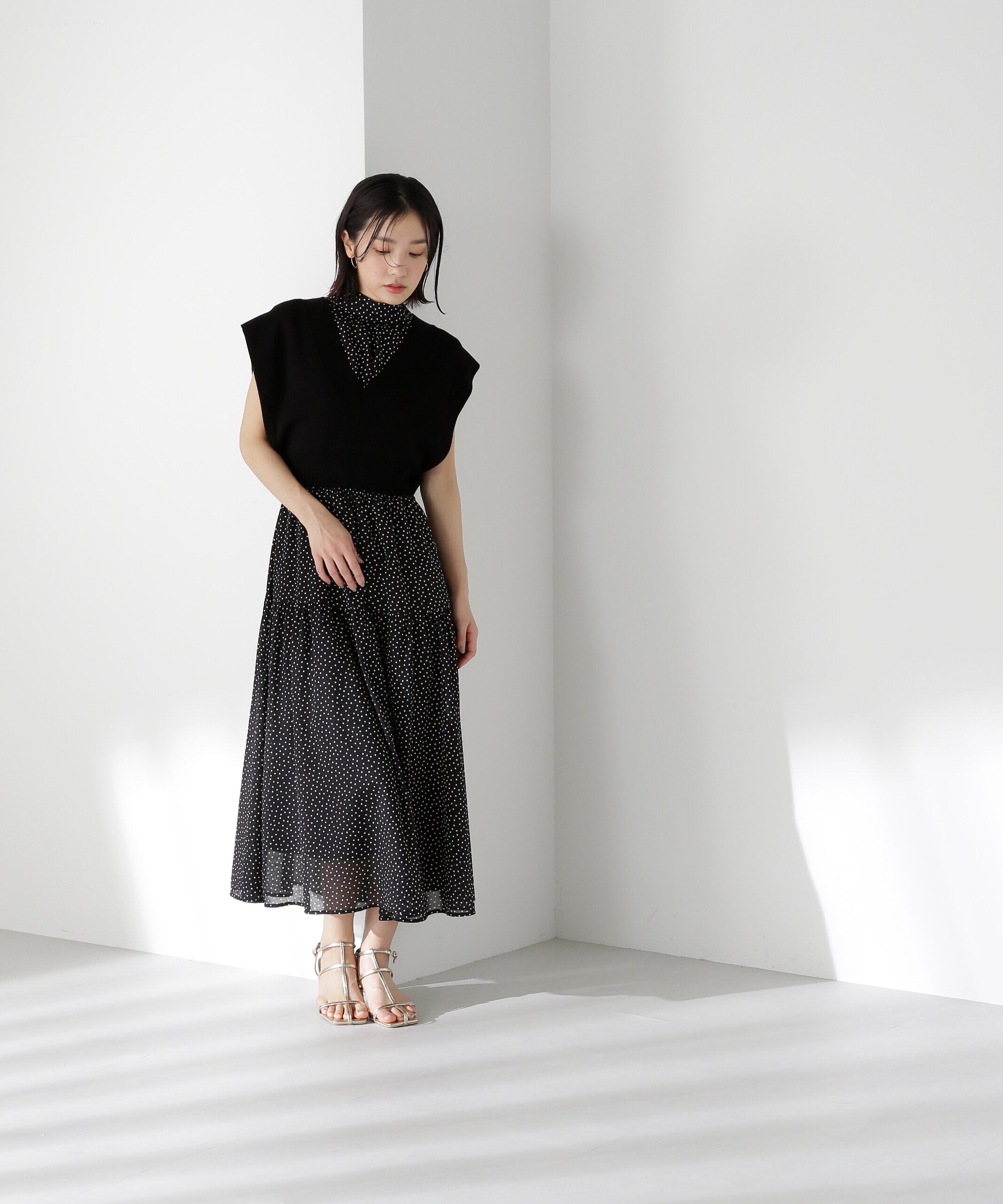  「Vネックボクシーベスト」|ニット・セーター|