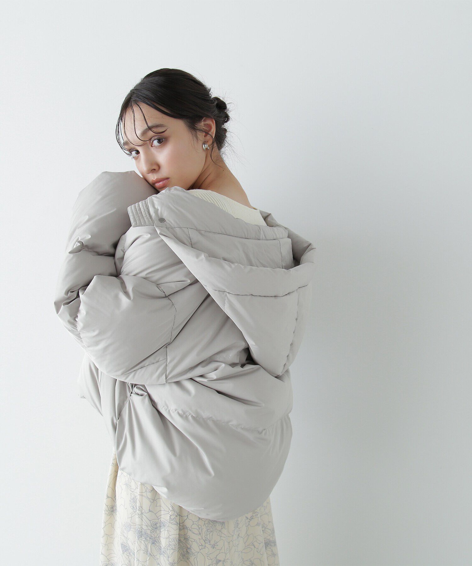  「ショートフードダウン23AW」|ブルゾン・スタジャン|アッシュベー