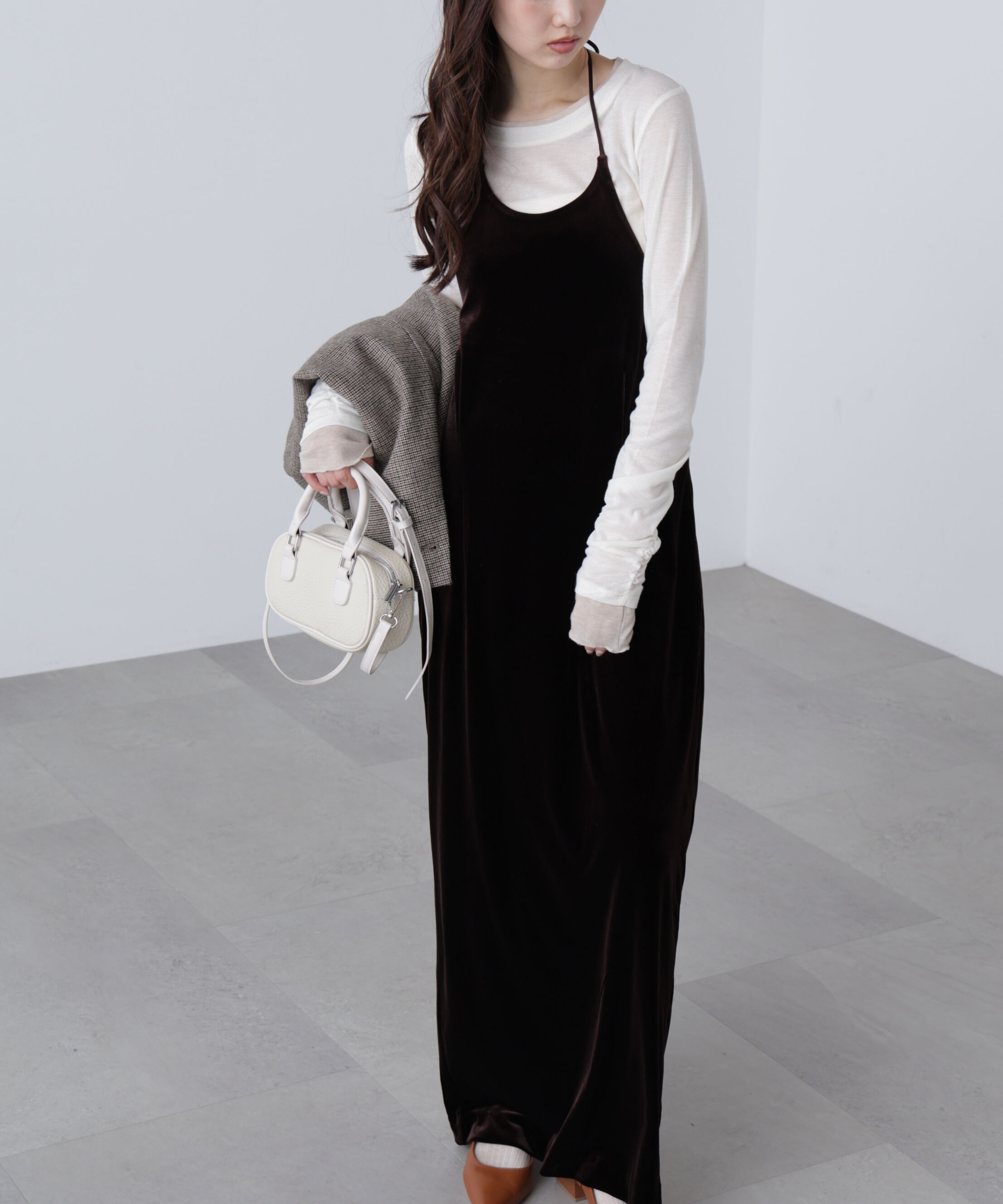  「ホルターネックベロアキャミワンピース」|ワンピース|