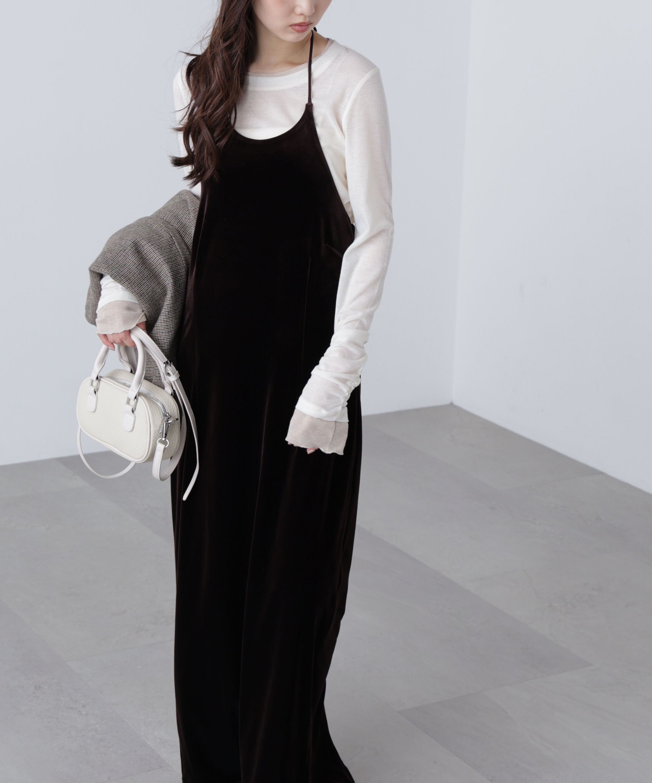  「ホルターネックベロアキャミワンピース」|ワンピース|