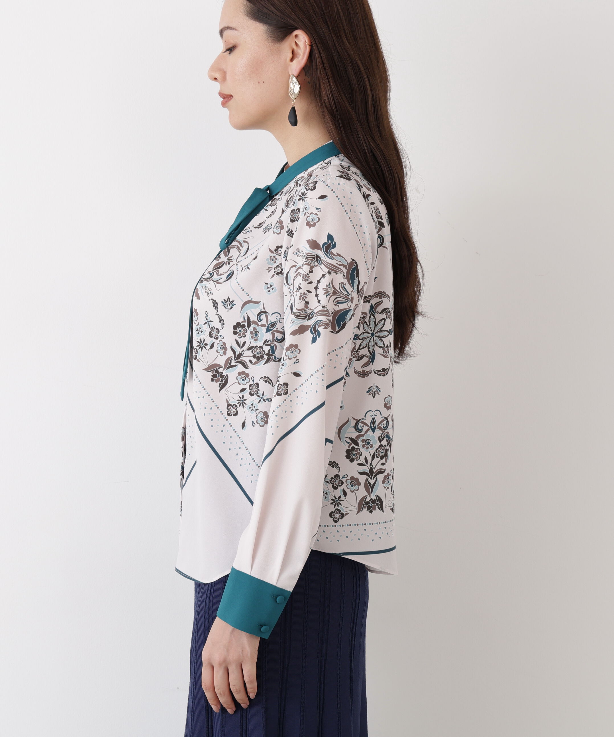  「◆フローラルスカーフプリントブラウス」|シャツ・ブラウス|