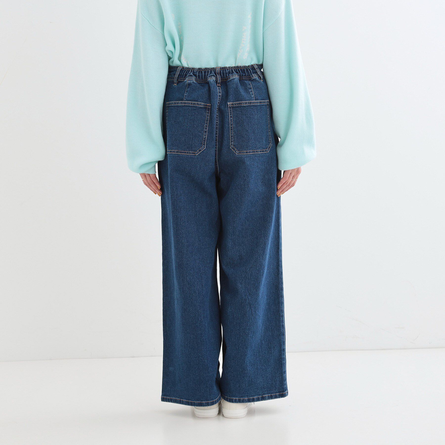 SHOO･LA･RUE「後ろウエストゴムが楽 大人のタックワイド デニムパンツ」|デニム|