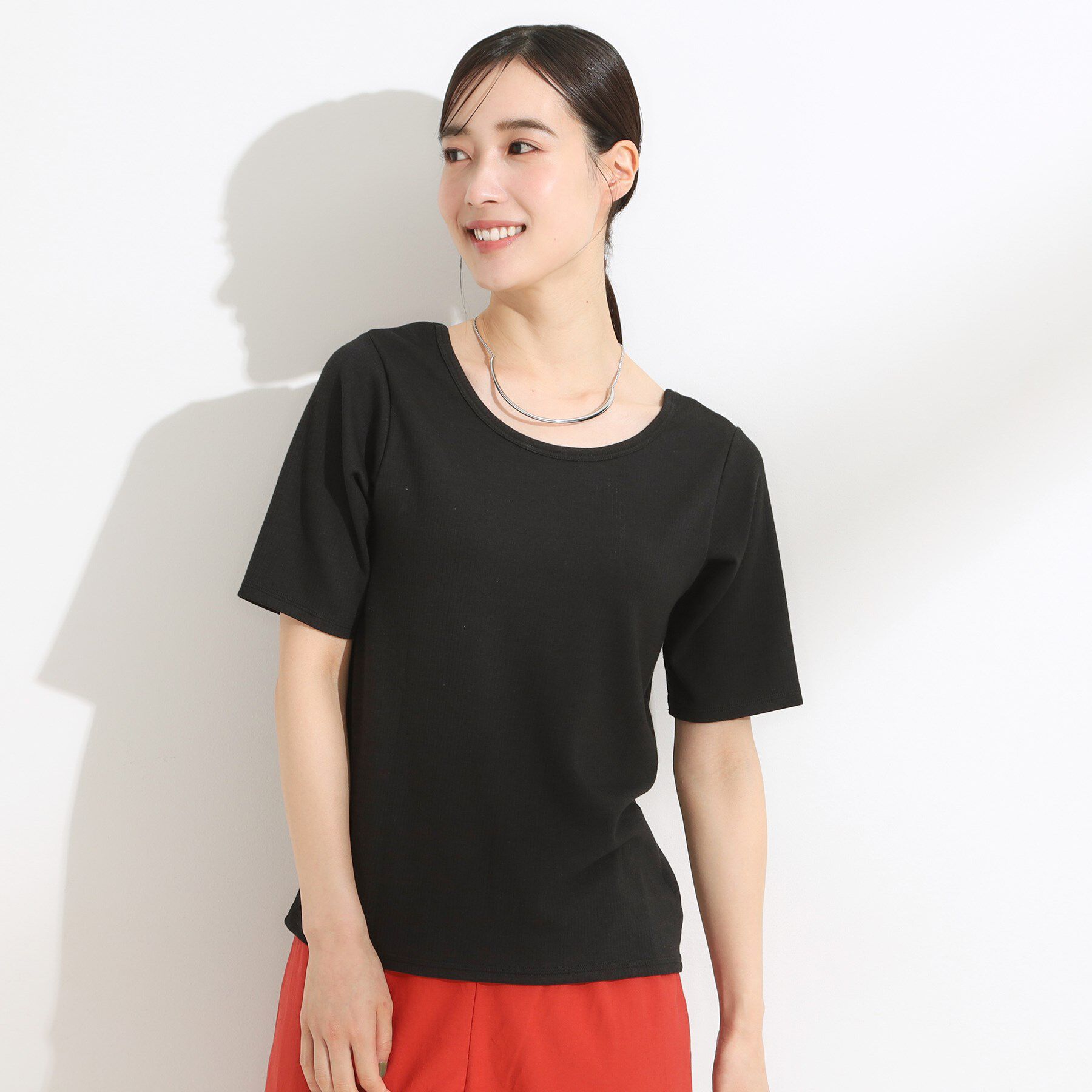 SHOO･LA･RUE「【S-LL/ひんやり/前後2WAY】シンプルだから使いやすい テレコTシャツ」|Tシャツ・カットソー|