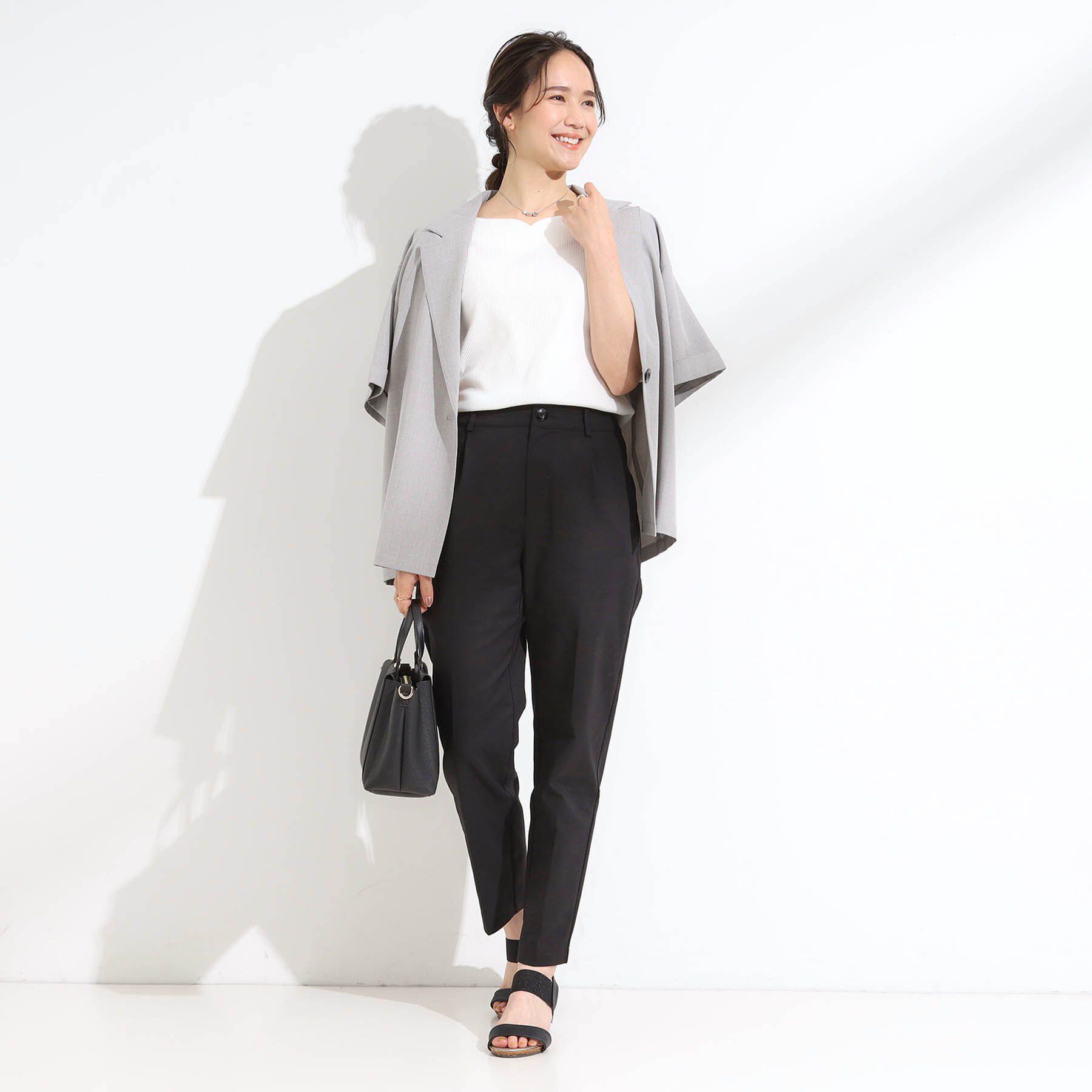 SHOO･LA･RUE「【S-LL】女性らしさ漂うハートネック テレコ5分袖トップス」|Tシャツ・カットソー|