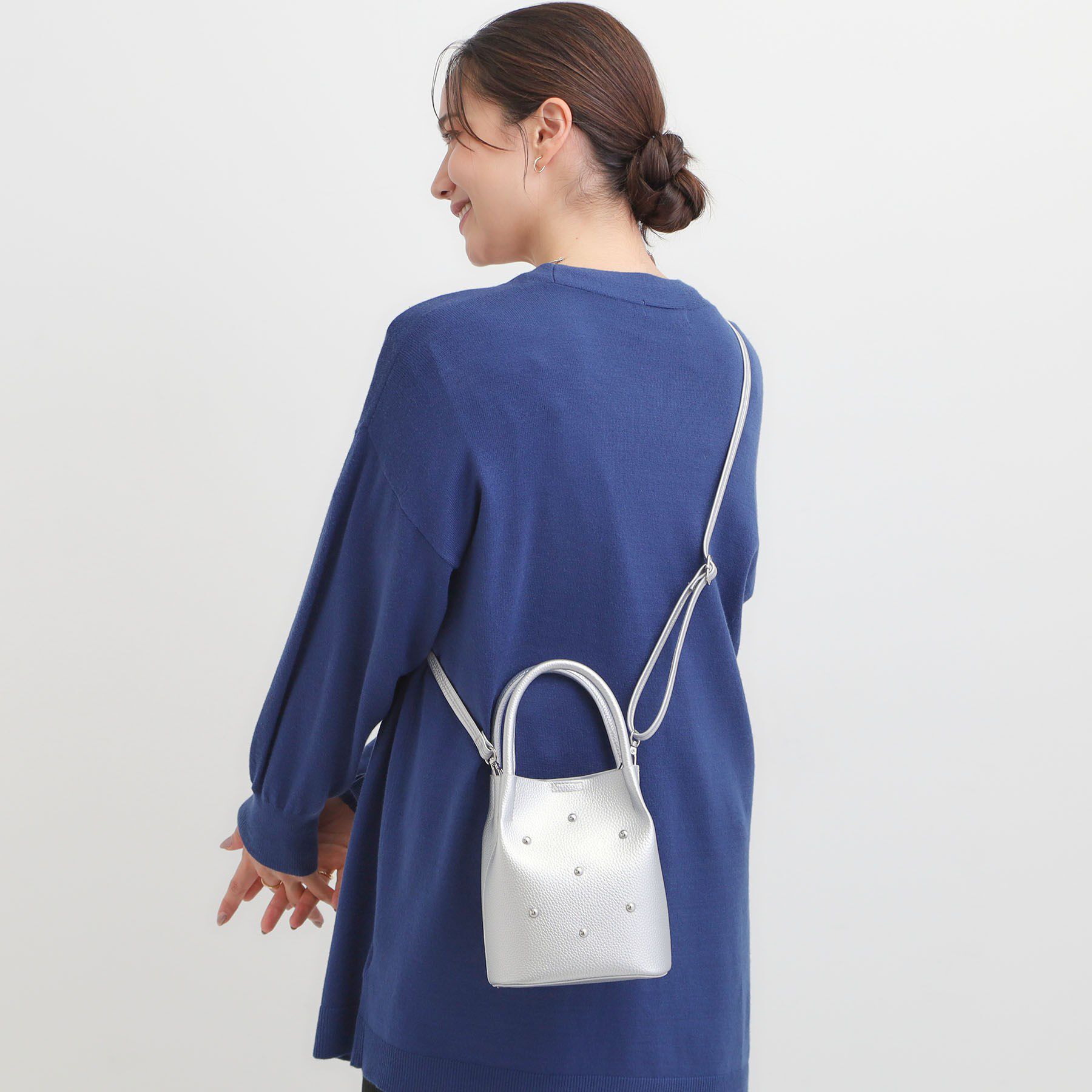 SHOO･LA･RUE「つまみハンドルスタッズミニショルダー」|ショルダー・メッセンジャー|