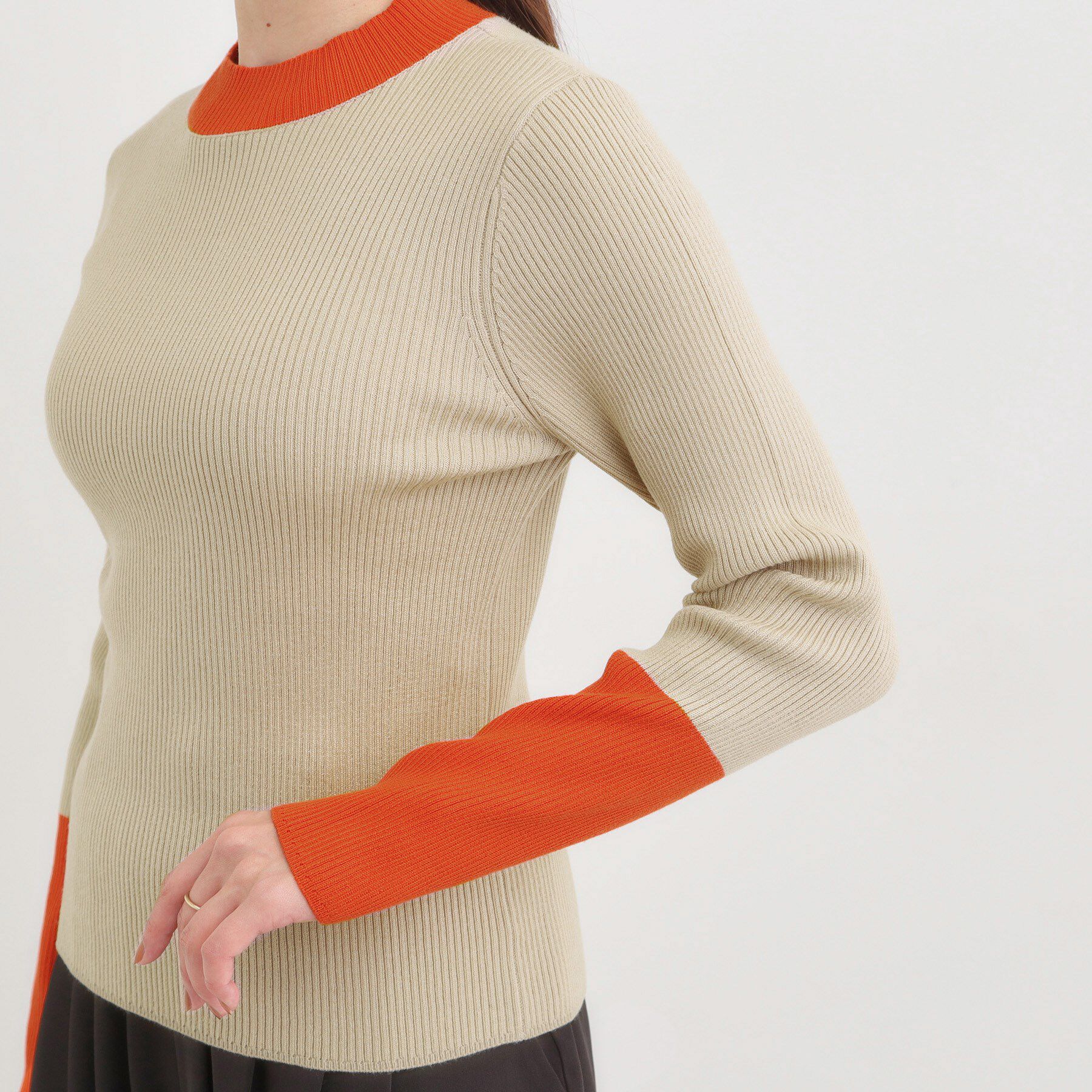 SHOO･LA･RUE「【洗濯機可/S-LL】配色使いがアクセント リブハイネックインナー」|ニット・セーター|