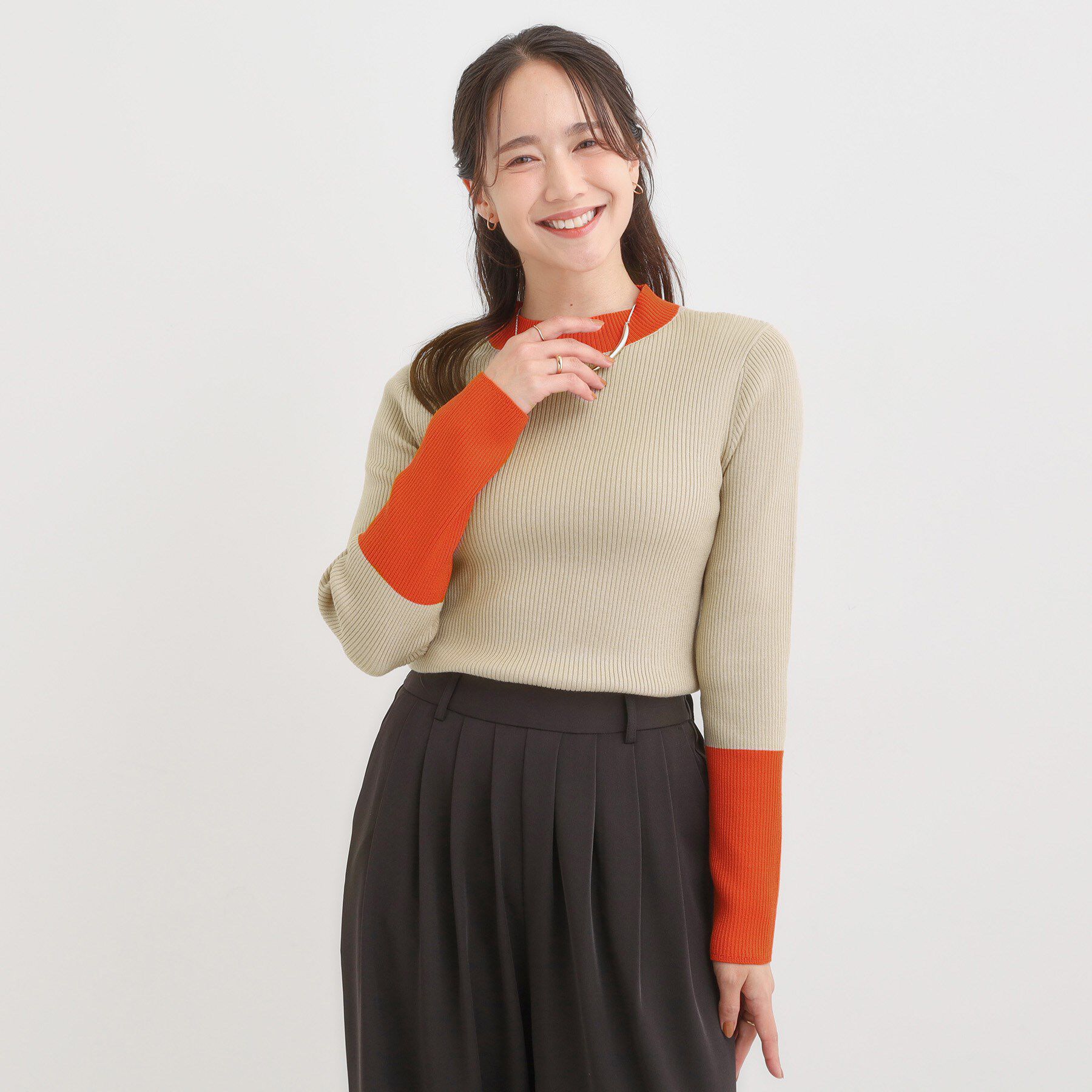 SHOO･LA･RUE「【洗濯機可/S-LL】配色使いがアクセント リブハイネックインナー」|ニット・セーター|