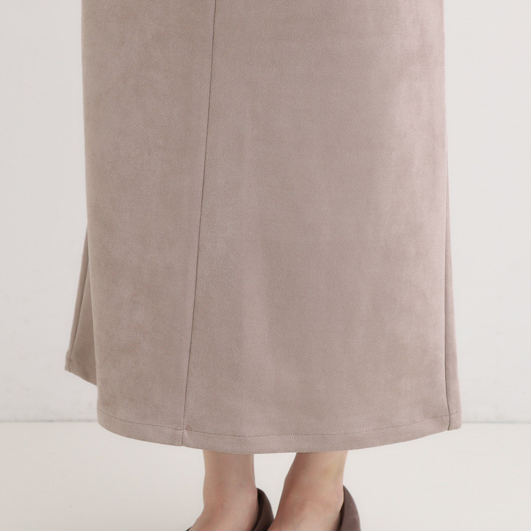 SHOO･LA･RUE「【洗濯機可】上品できれい見え フェイクスエード ナロースカート」|スカート|