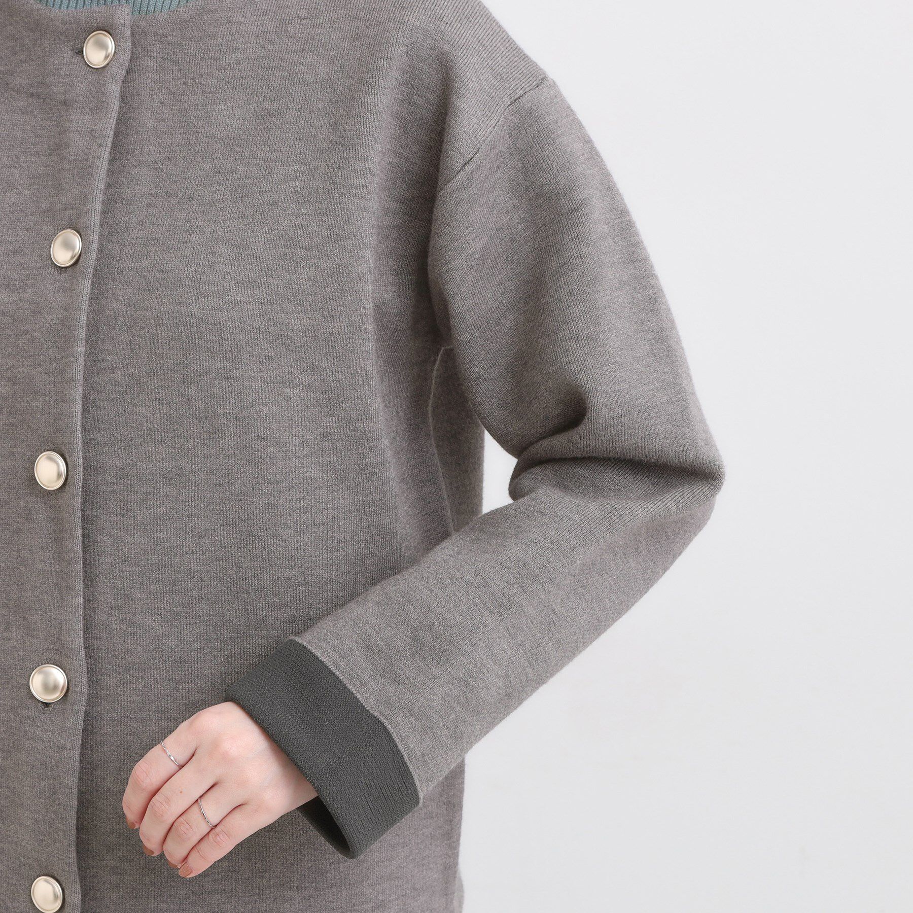 SHOO･LA･RUE「ゴールドボタンがアクセント ダブルフェイスニットカーディガン」|カーディガン|