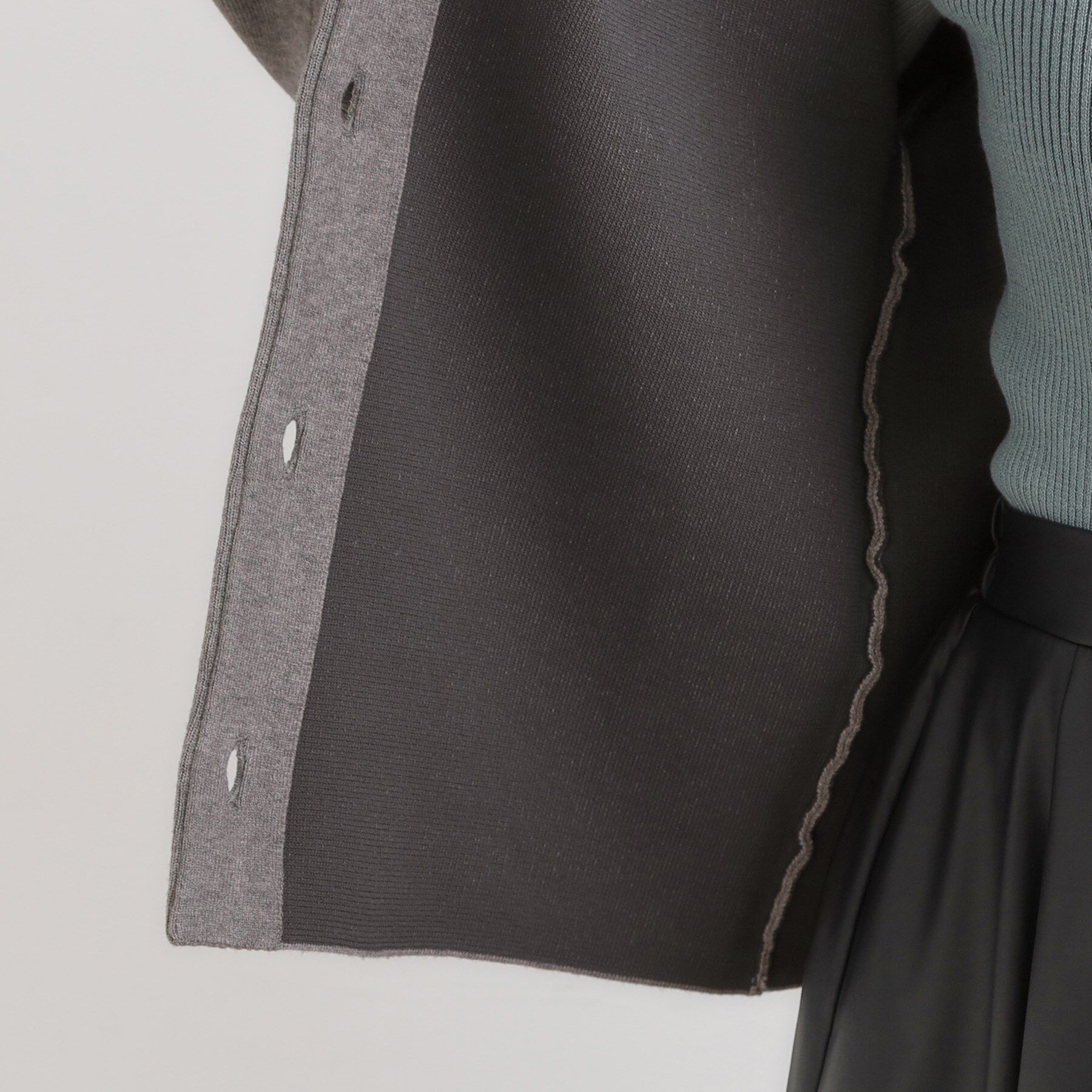 SHOO･LA･RUE「ゴールドボタンがアクセント ダブルフェイスニットカーディガン」|カーディガン|