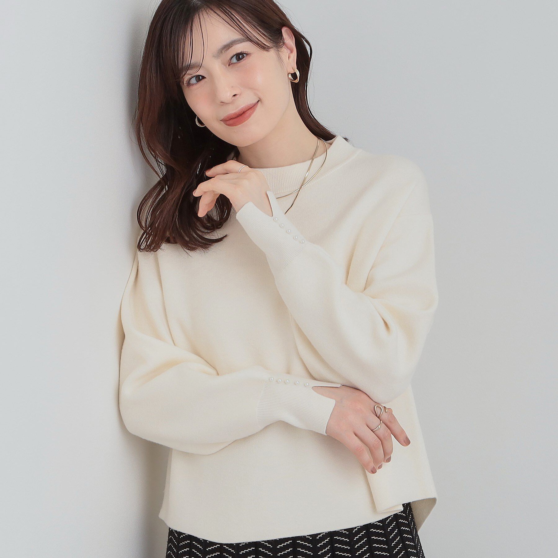 SHOO･LA･RUE「【セットアップ可/S-LL】インせず着られる 洗えるもちもち裾ラウンドニット」|ニット・セーター|オフホワイト(003