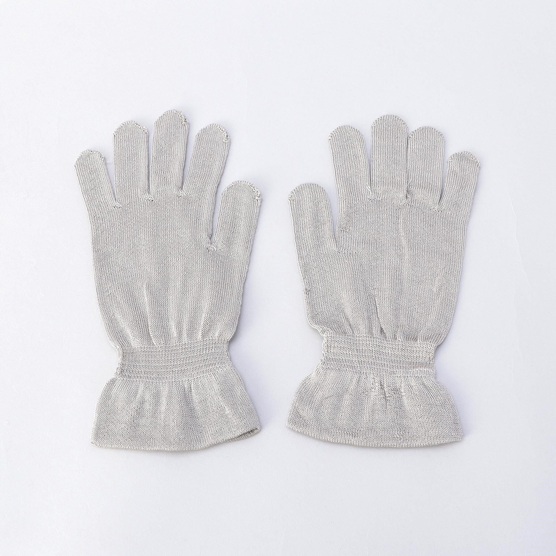 212 KITCHEN STORE「シルク100％手袋 銀色 ＜絹屋＞」|マッサージ・ボディスクラブ|