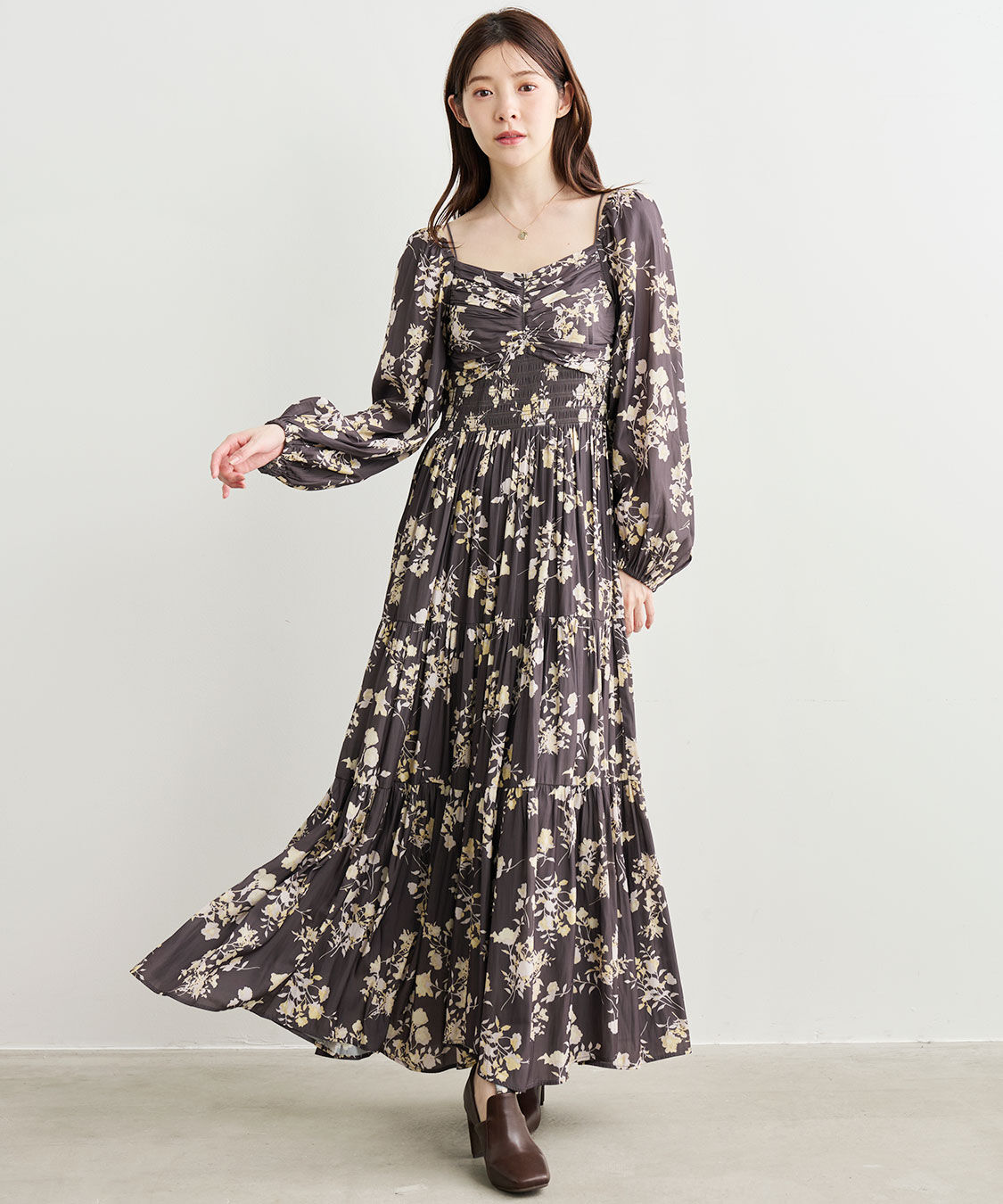 COCO DEAL「シャーリングティアードフラワーワンピース」|ワンピース|