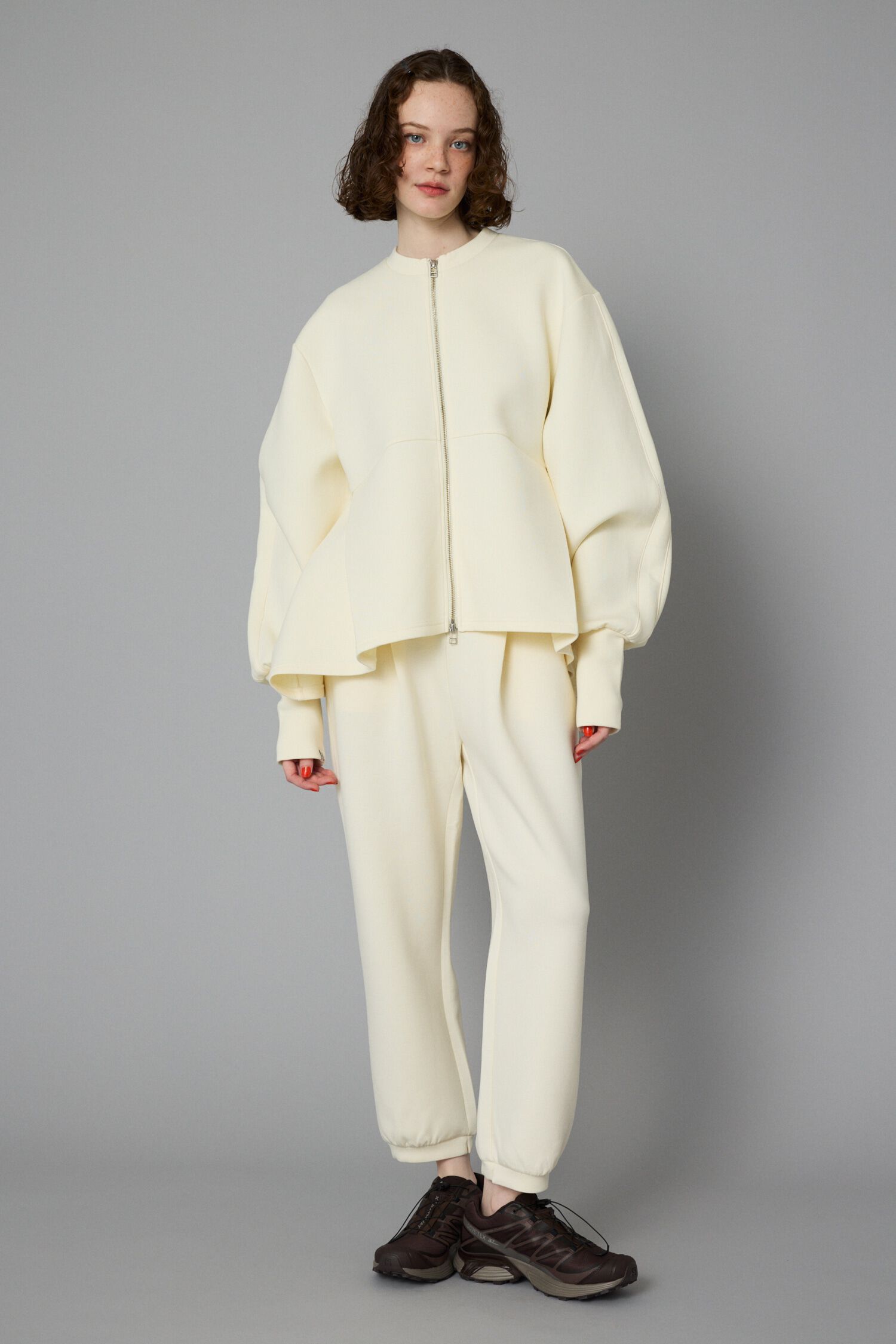 HeRIN.CYE「Feels zip up blouson」|ブルゾン・スタジャン|