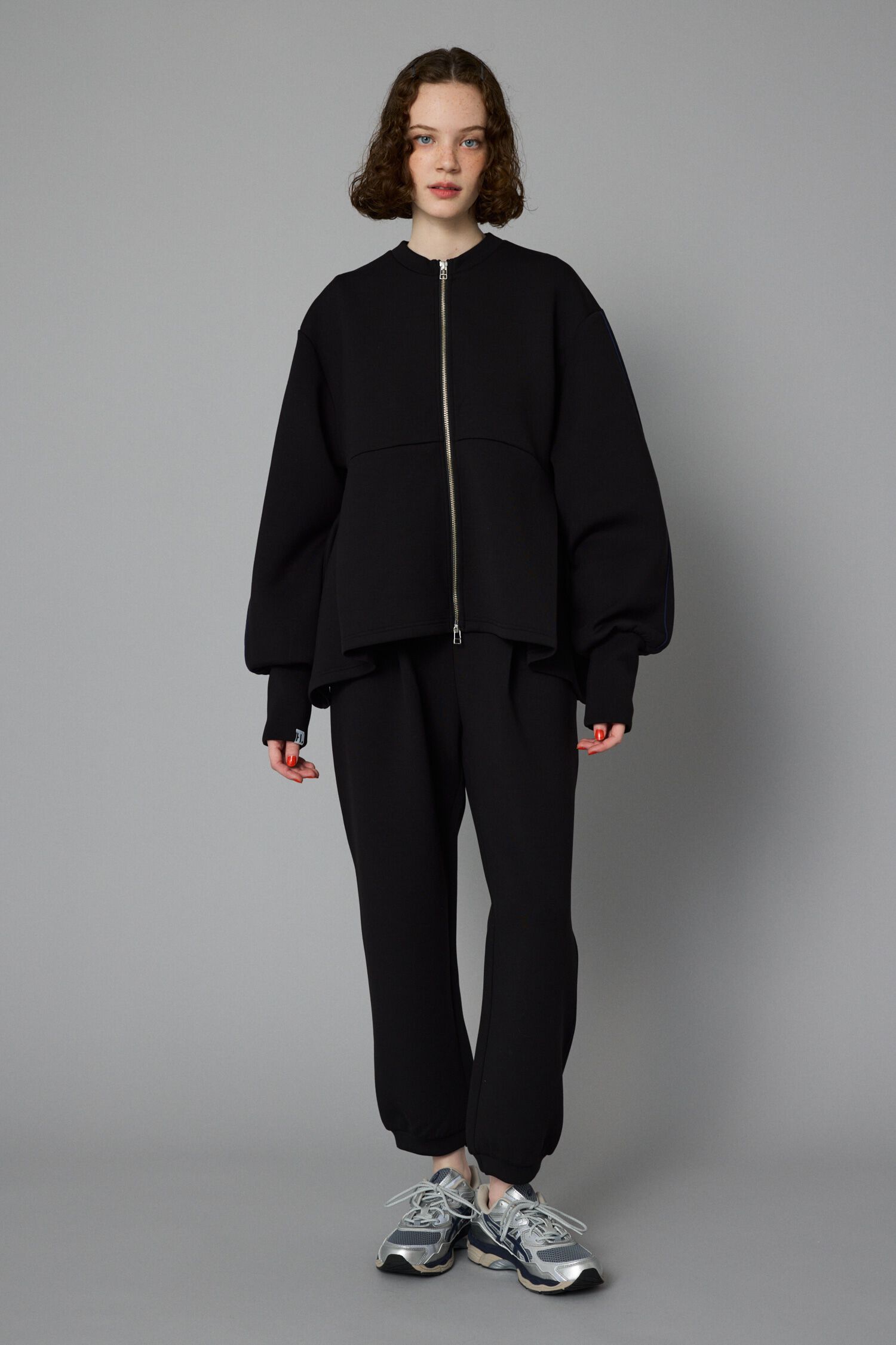 HeRIN.CYE「Feels zip up blouson」|ブルゾン・スタジャン|