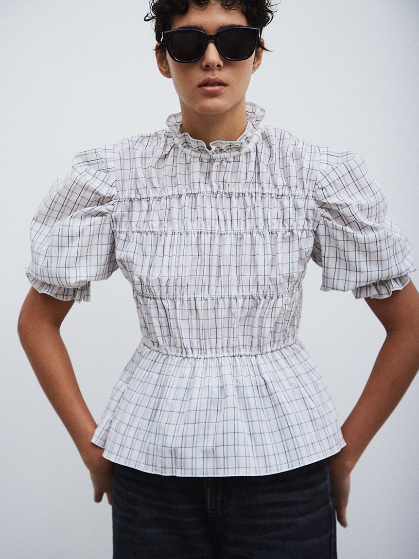 Mila Owen「シャーリングペプラムフリルブラウス」|シャツ・ブラウス|WHT