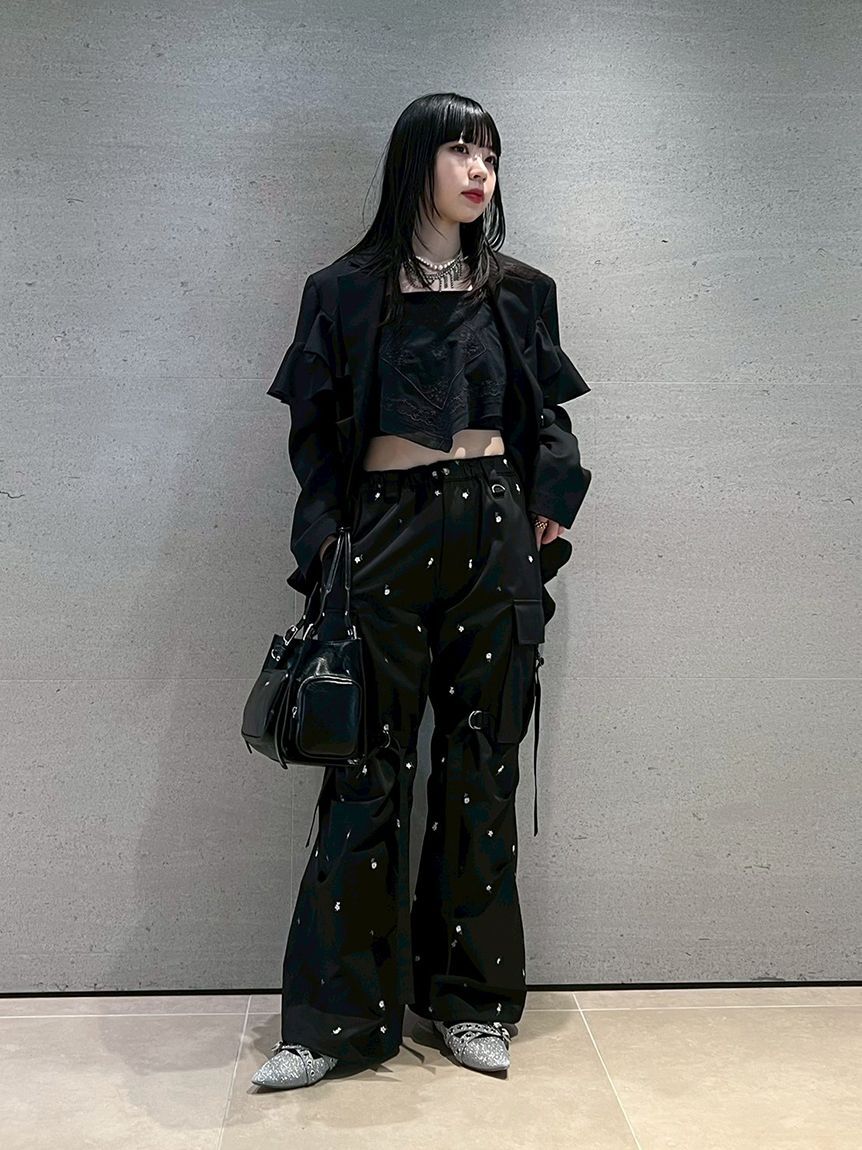 FURFUR「【WEB・一部店舗限定カラー】フラワー刺繍カーゴパンツ」|チノ|