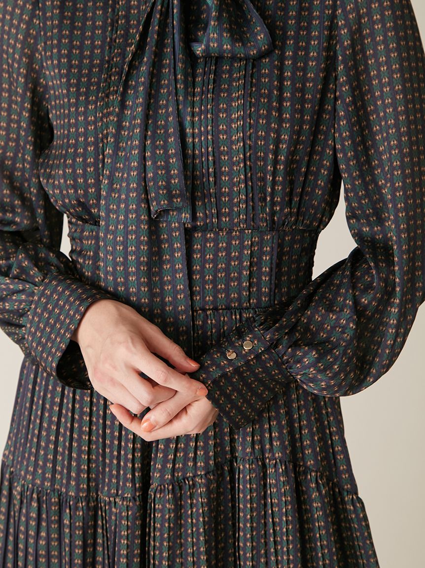 LILY BROWN「2wayボウタイプリーツワンピース」|ワンピース|