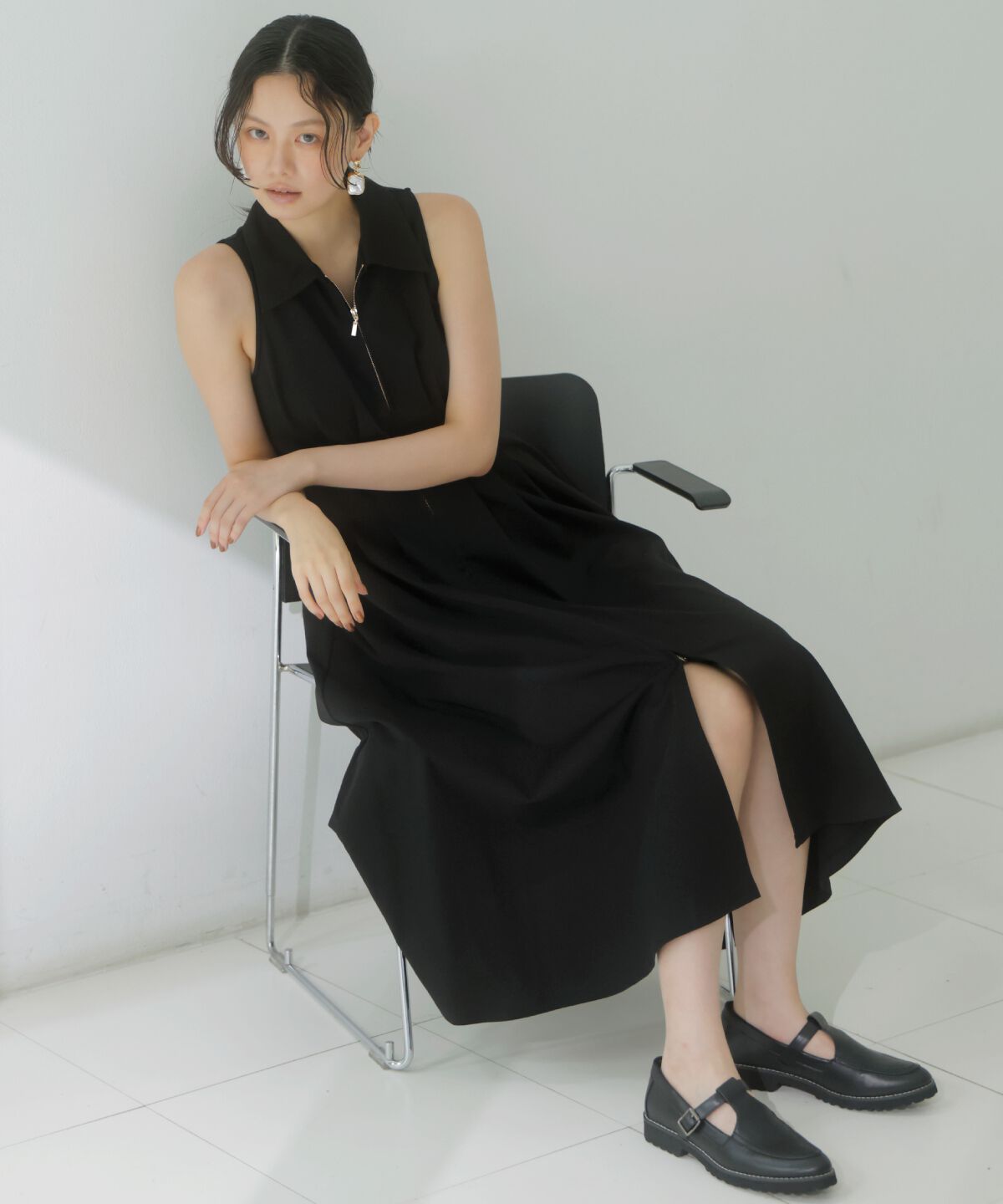 アンドクチュール「ウエストタックセンターZIPワンピース」|ワンピース|ブラック