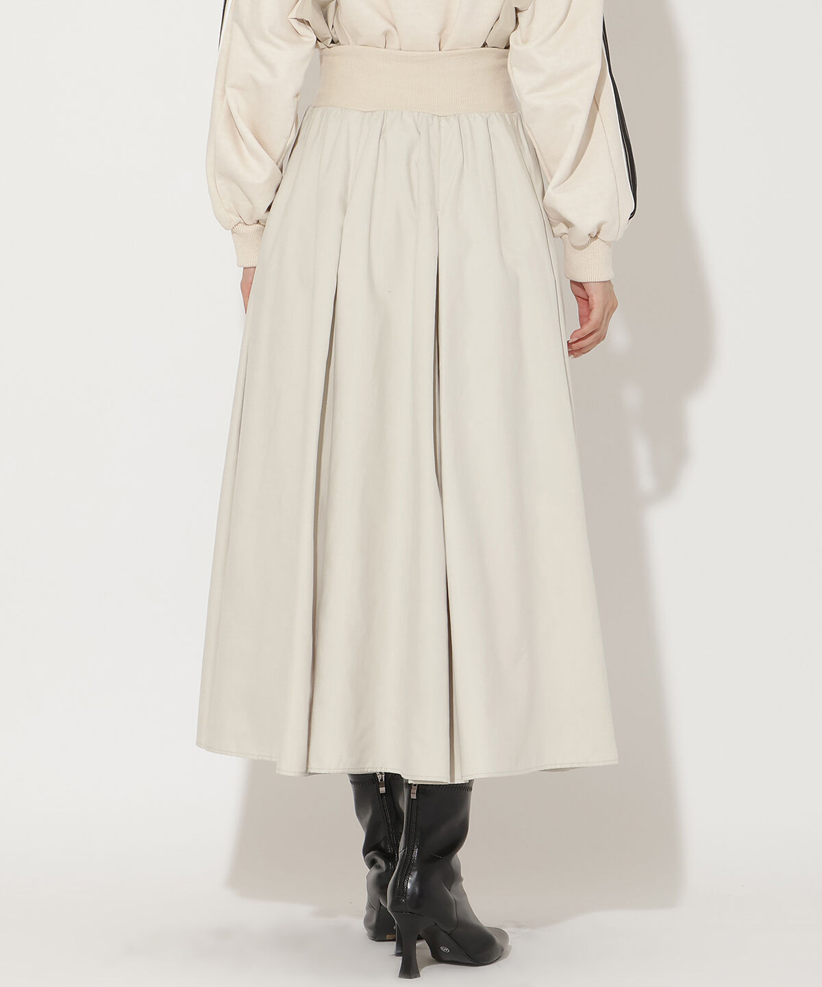 アンドクチュール「ピーチスウェードタックスカート」|フレア|