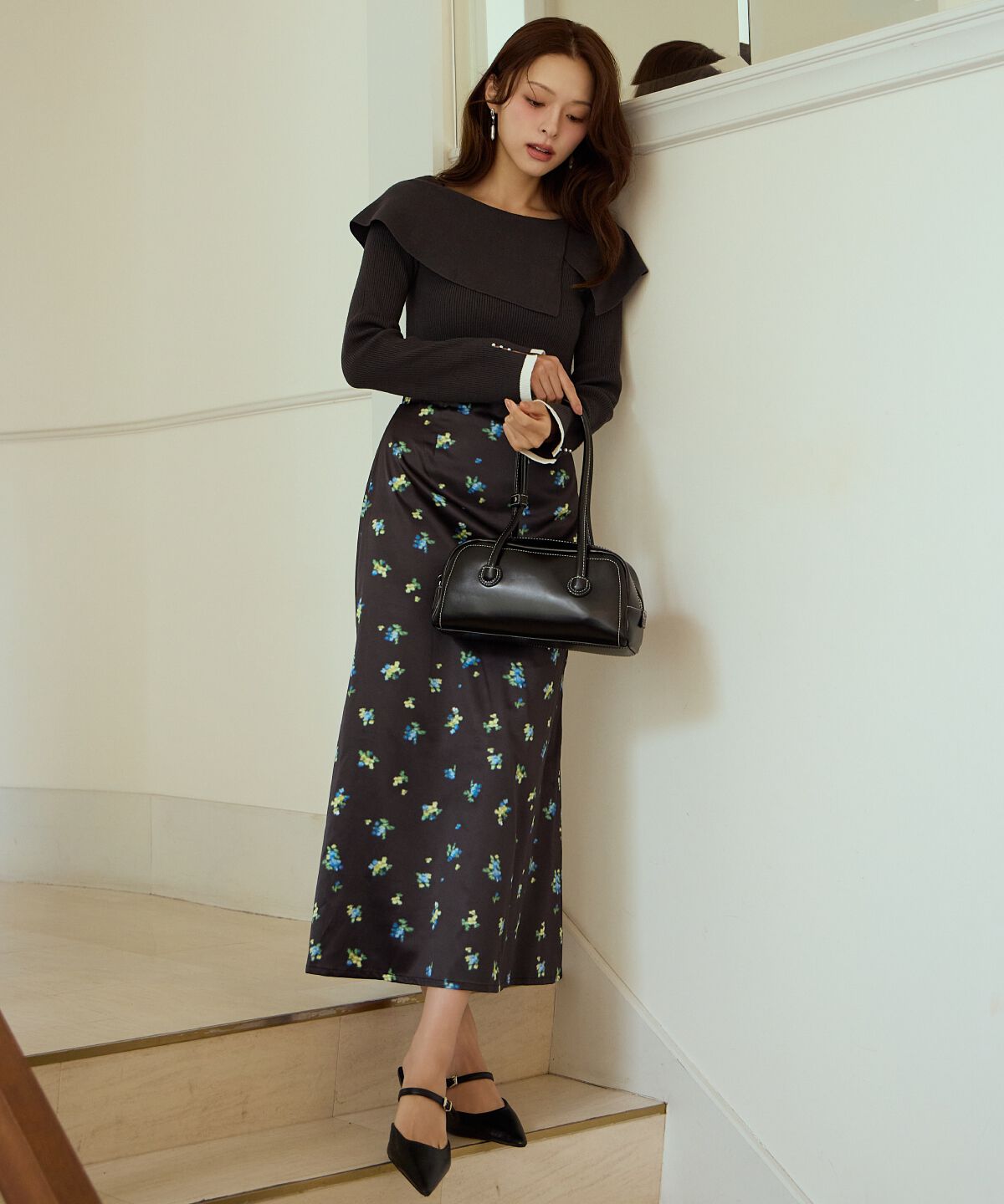 アンドクチュール「ブラーフラワープリントナロースカート」|タイト|