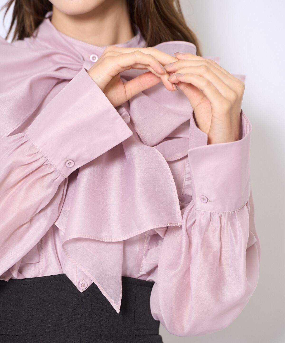 アンドクチュール「ボウタイフリルシアーブラウス」|シャツ・ブラウス|