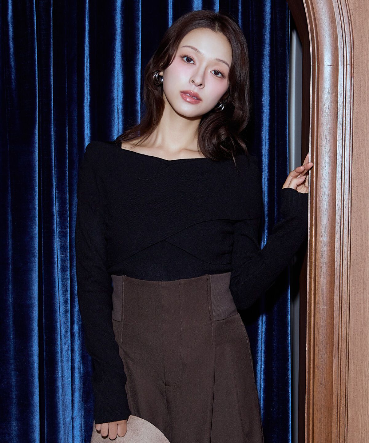 アンドクチュール「クロスネックプルオーバー」|ニット・セーター|