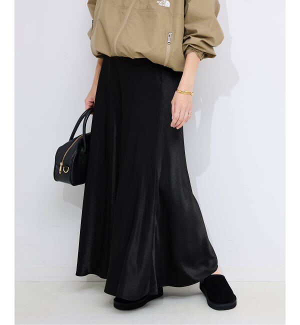 SLOBE IENA「《WEB限定カラー有り/追加》グロッシーサテンフレアスカート」|スカート|
